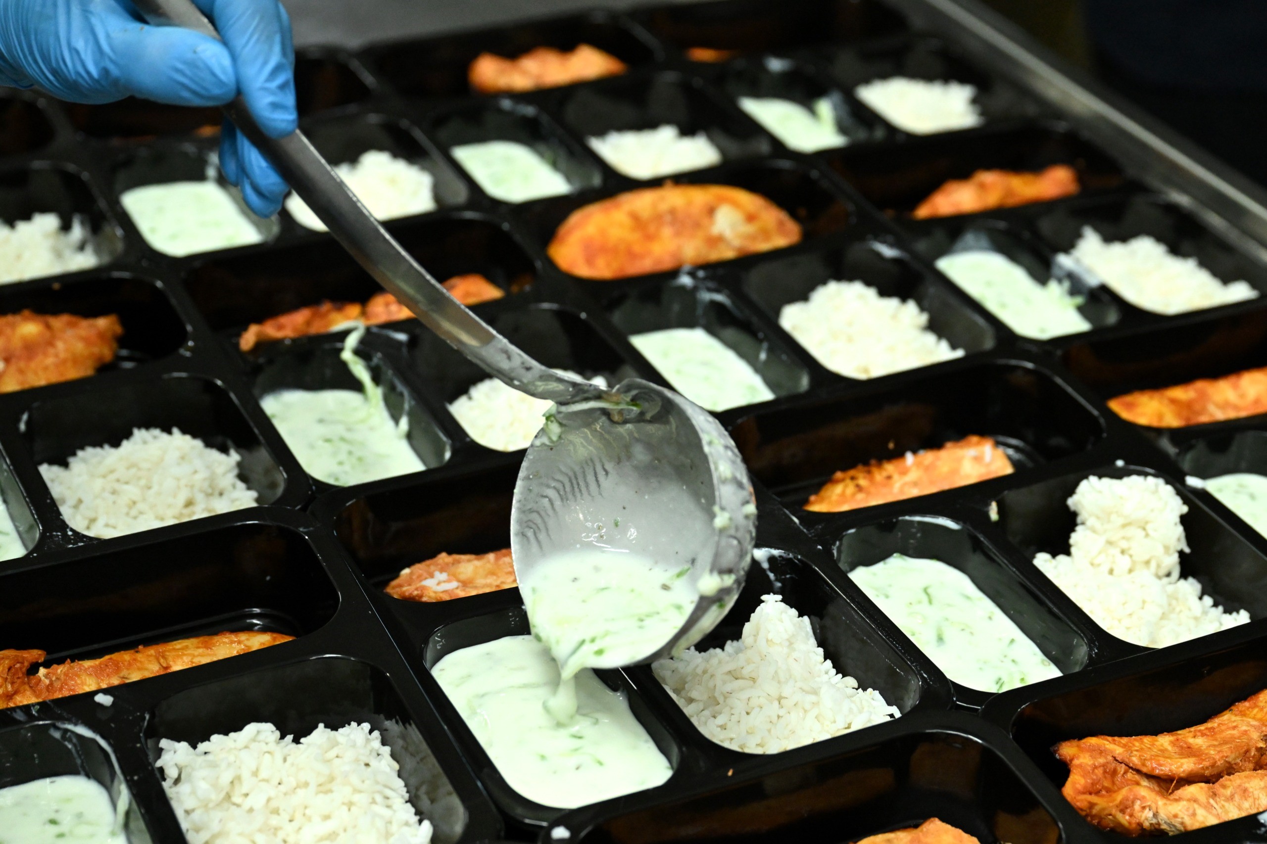 Fotoğraflar - Şişli Belediyesi Aşevinde Kazanlar Ramazanın Bereketiyle Kaynıyor  (8)