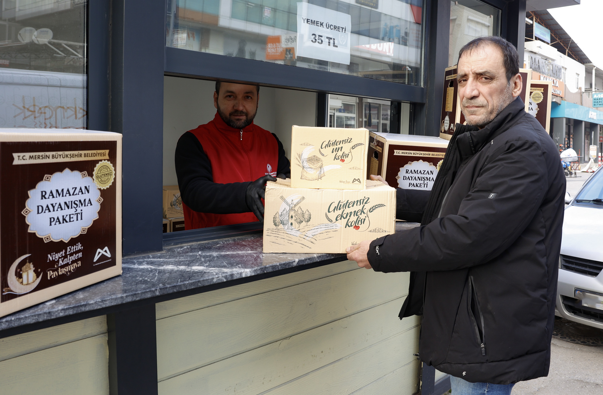 MERSİN BÜYÜKŞEHİR’İN RAMAZAN BEREKETİ GLÜTENSİZ SOFRALARA DA TAŞINIYOR (6)