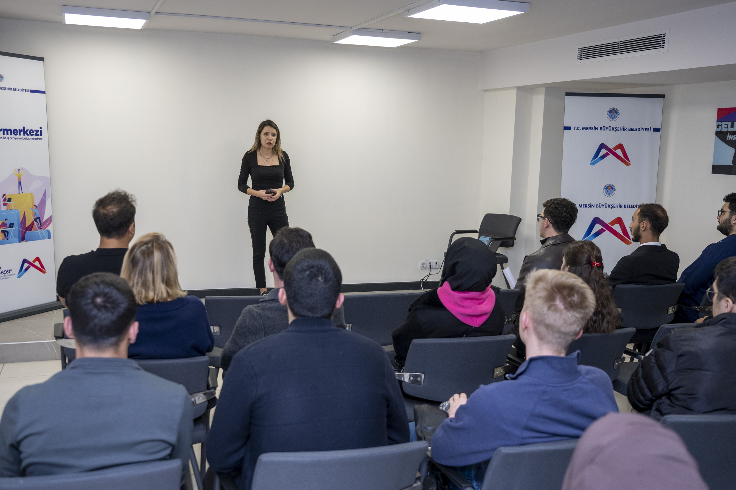 KAMPÜSTEN SEKTÖRE GÜÇLÜ BİR ADIM GENÇ YETENEK PROGRAMI (4)