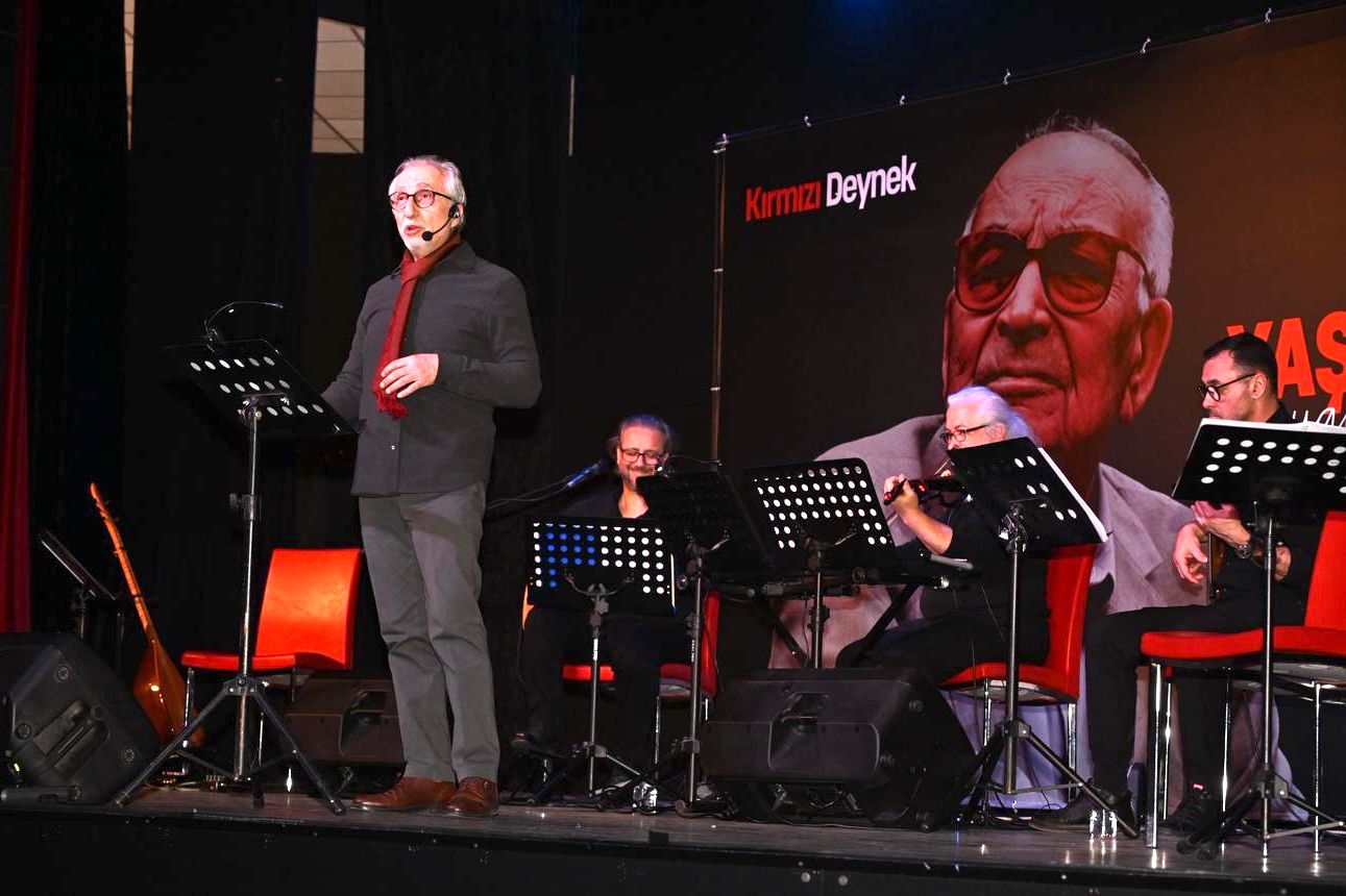 Edebiyatın Çınarı Yaşar Kemal Manisa’da Anıldı (1) Edebiyatın Çınarı Yaşar Kemal Manisa’da Anıldı (1)