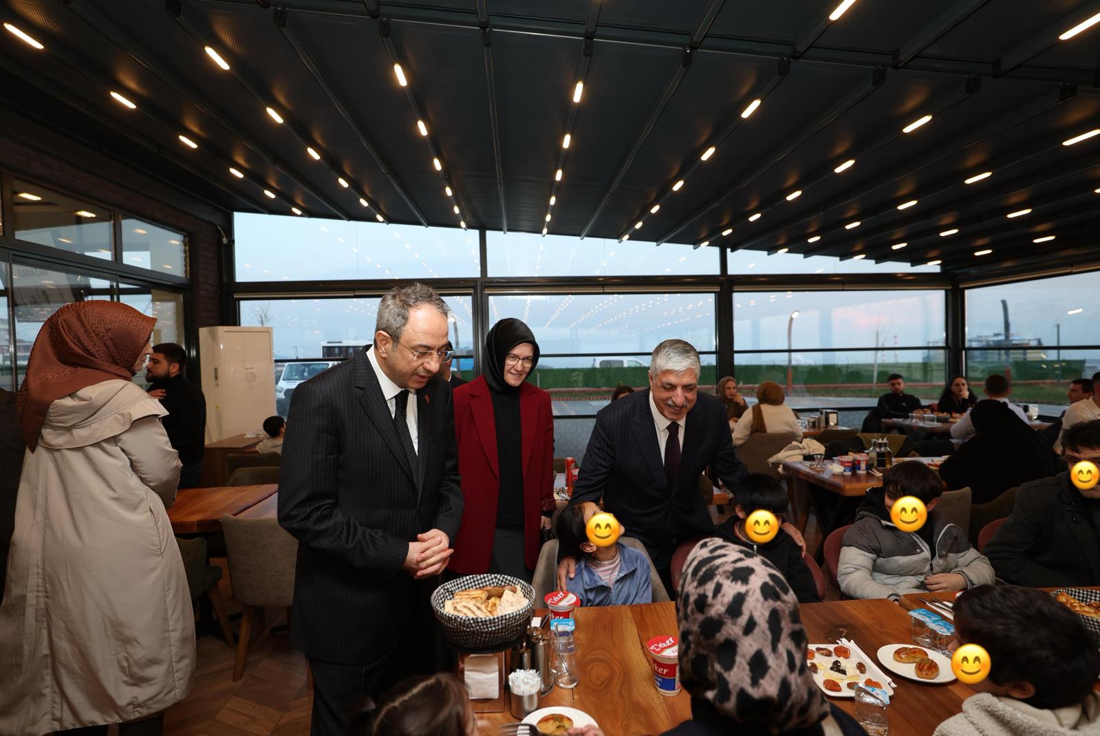 Dilovası’nda Ramazan’ın Manevi İkliminde Gönüller Bir Oldu (5)