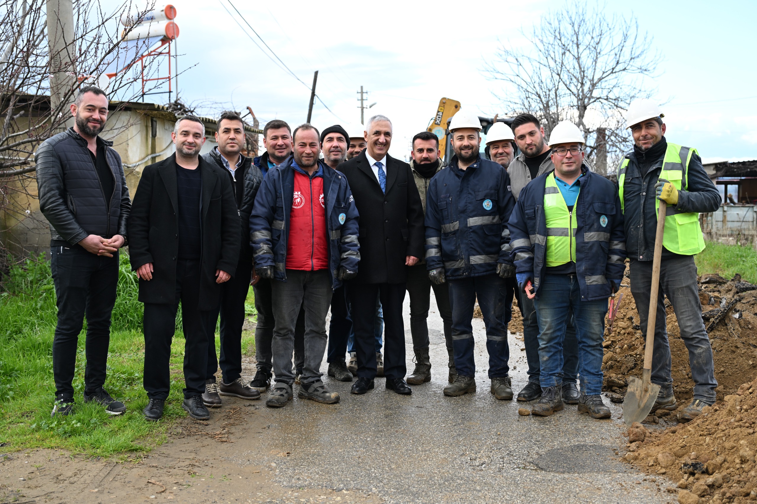 Alaşehir Delemenler’de 40 Yıllık Su Çilesi Son Buluyor (9)
