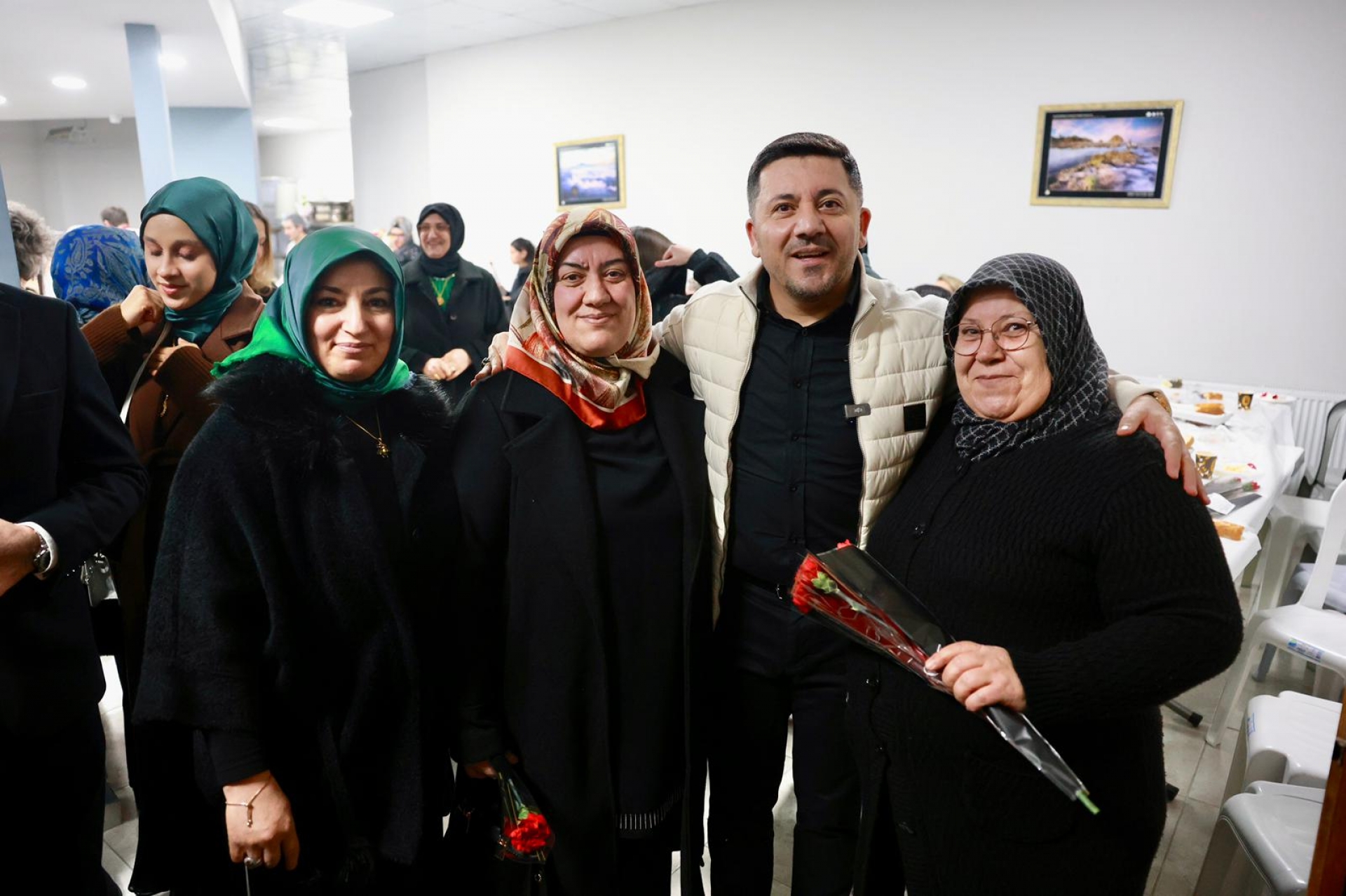 10811-c25c1e601406aa2bcbb1c874722cf336-nev_bel_kadinlar_gunu_001_16