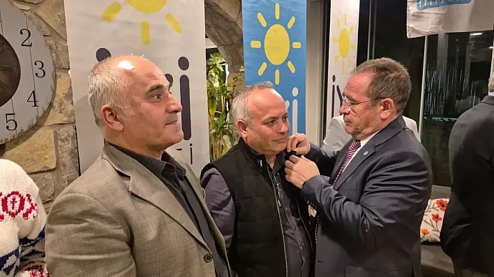 bodrumda-47si-demokrat-partiden-50-kisi-iyi-partiye-gecti-4_1772447750_p2KtOs