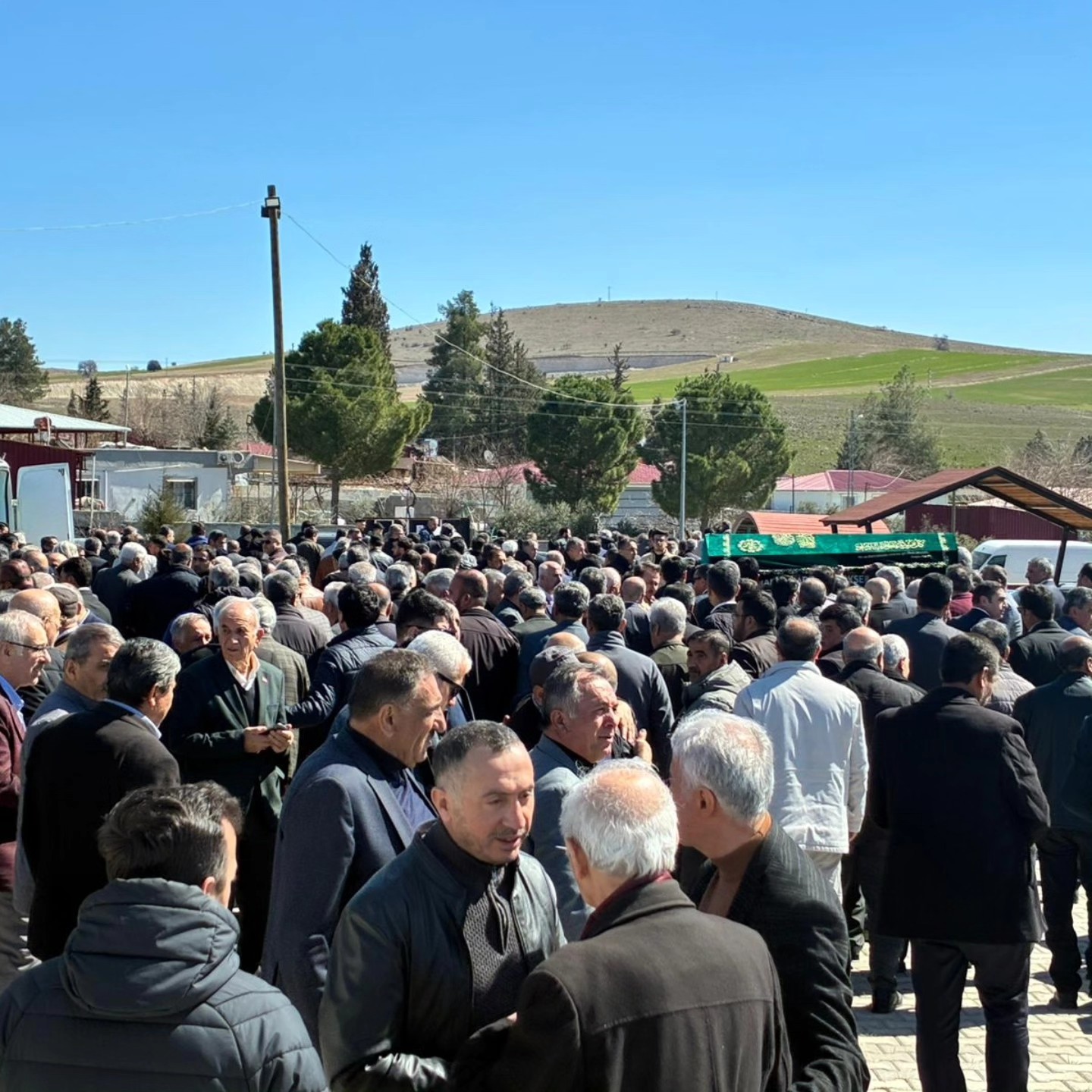 649926550_901513789179500_6072311077688891455_n