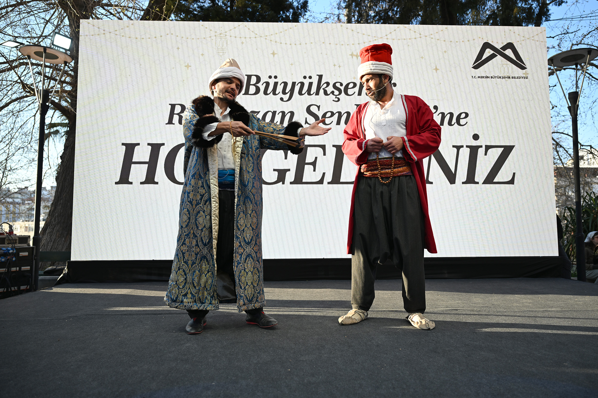 BAŞKAN SEÇER VE MERAL SEÇER MUT HALKIYLA İFTAR SOFRASINDA BULUŞTU (16)