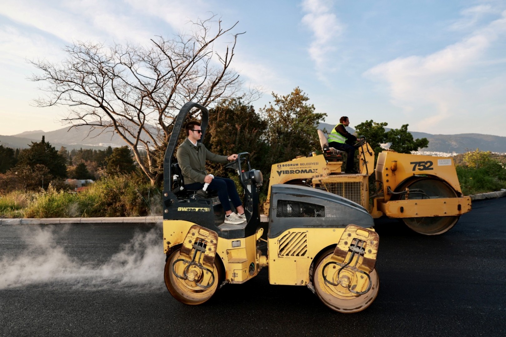 bodrum_belediyesi_bergamut_caddesi_yenilenen_yüzüyle_hizmete_açiliyor (8) bodrum_belediyesi_bergamut_caddesi_yenilenen_yüzüyle_hizmete_açiliyor (8)