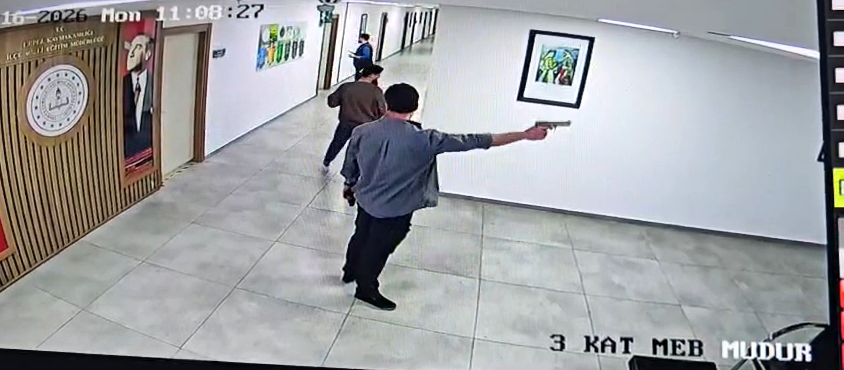 KAYMAKAMLIK-BINASINDA-ATES-ACIP-KENDINI_1215516_361438 KAYMAKAMLIK-BINASINDA-ATES-ACIP-KENDINI_1215516_361438