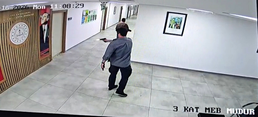 KAYMAKAMLIK-BINASINDA-ATES-ACIP-KENDINI_1215518_361438 KAYMAKAMLIK-BINASINDA-ATES-ACIP-KENDINI_1215518_361438