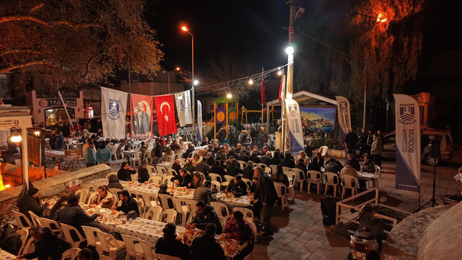 bodrum_belediyesi_40_yillik_gelenek_türkkuyusu_mahallesi’nde_devam_etti (10)
