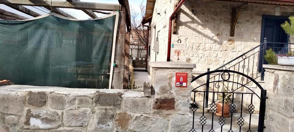 653709180_10164920203819411_5738968120572862712_n