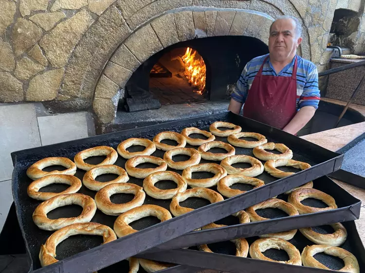 6801fb96e051c3c81a239809