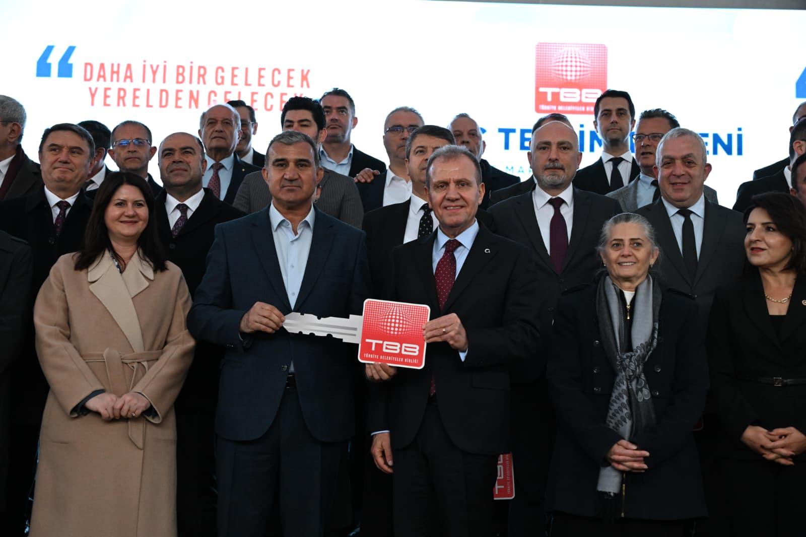 BAŞKAN SEÇER, TBB TARAFINDAN DÜZENLENEN ‘ARAÇ TESLİM TÖRENİ’NE KATILDI (2)