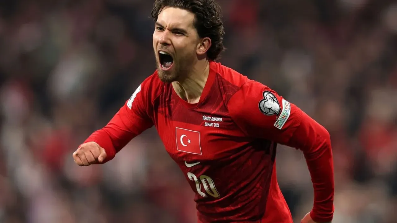 ferdi-kadioglu-ndan-a-milli-takim-da-bir-ilk-19691552-3072-amp