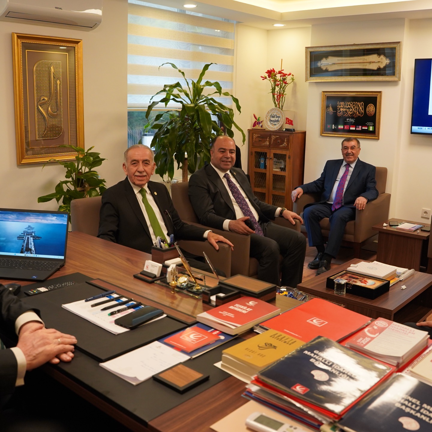 660092171_18098159602956093_6155181117175015633_n