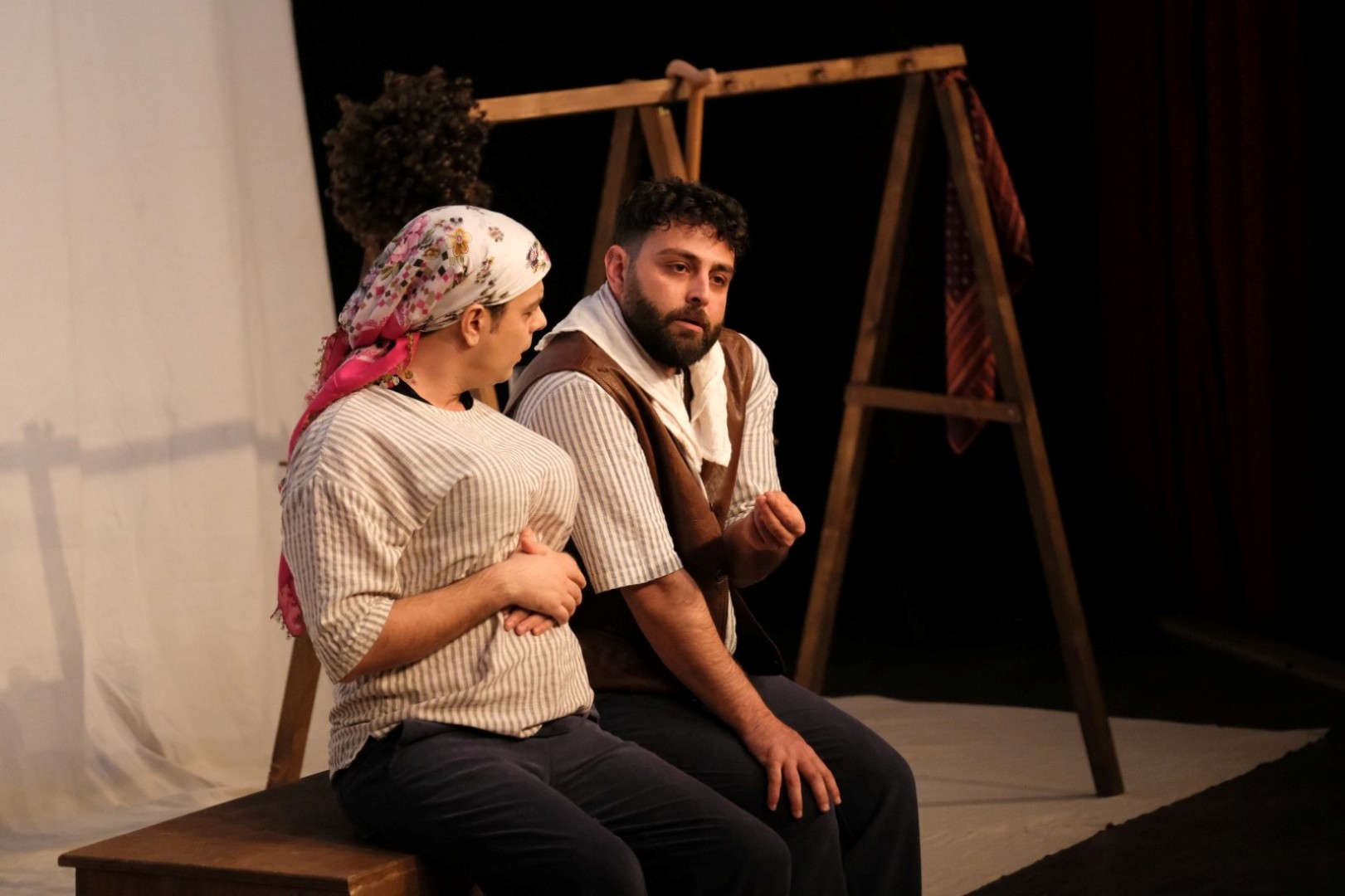 bodrum_belediyesi_cambazin_cenazesi_dünya_tiyatro_gününde_sahnelendi (22)