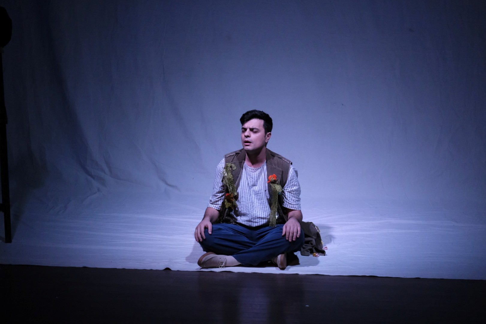 bodrum_belediyesi_cambazin_cenazesi_dünya_tiyatro_gününde_sahnelendi (28)