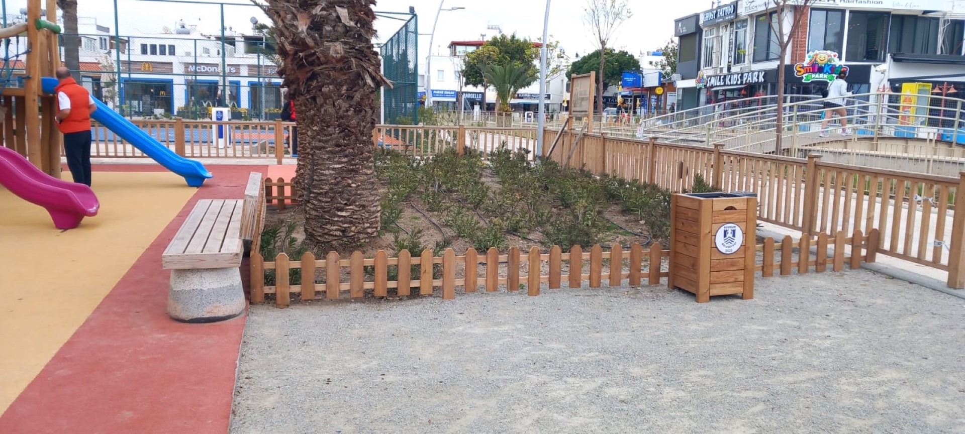 bodrum_belediyesi_belediye_atölyelerinden_kentin_dört_bir_yanina_üretim (11)