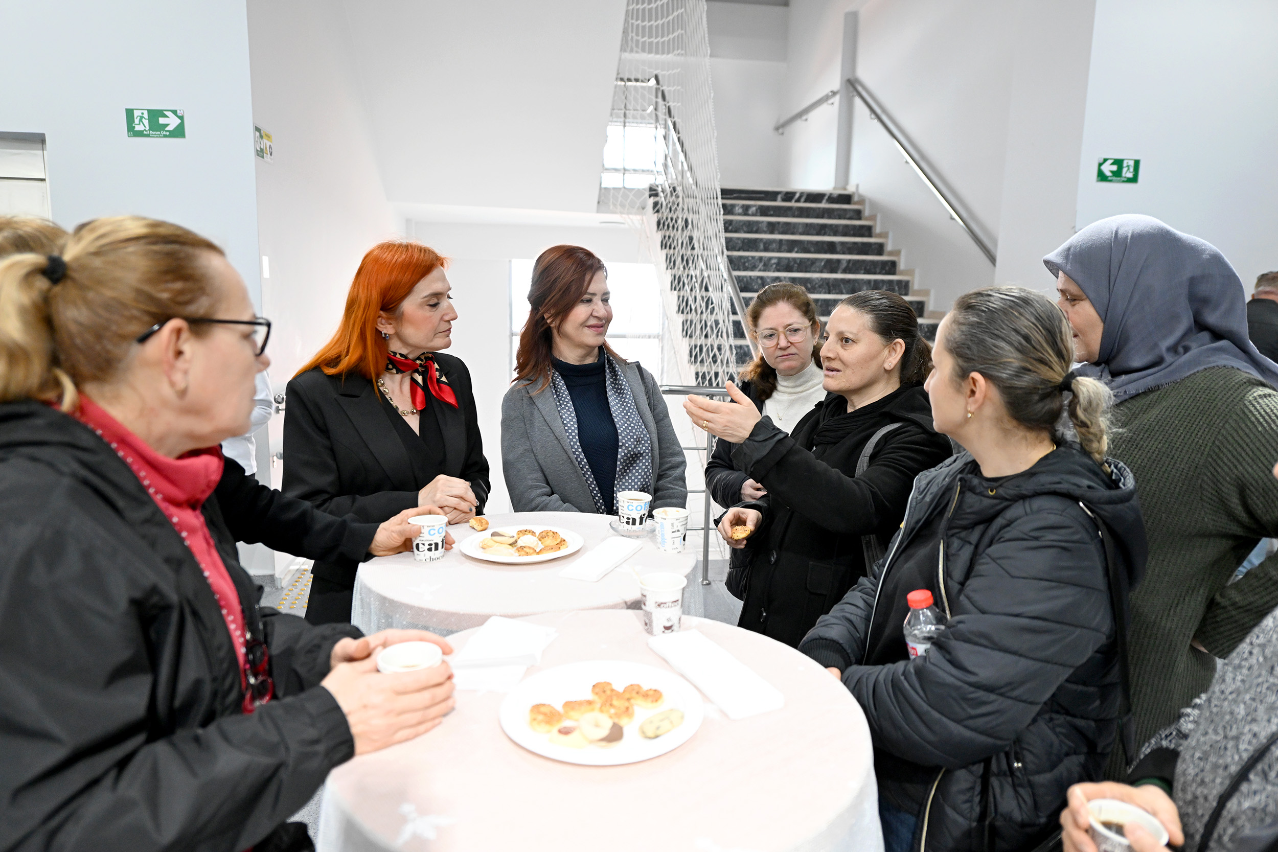 MERSİN BÜYÜKŞEHİR VE MERSİNDEN KADIN KOOPERATİFİ TEKSTİL ATIKLARINI YENİDEN DÖNÜŞTÜRÜYOR (5)