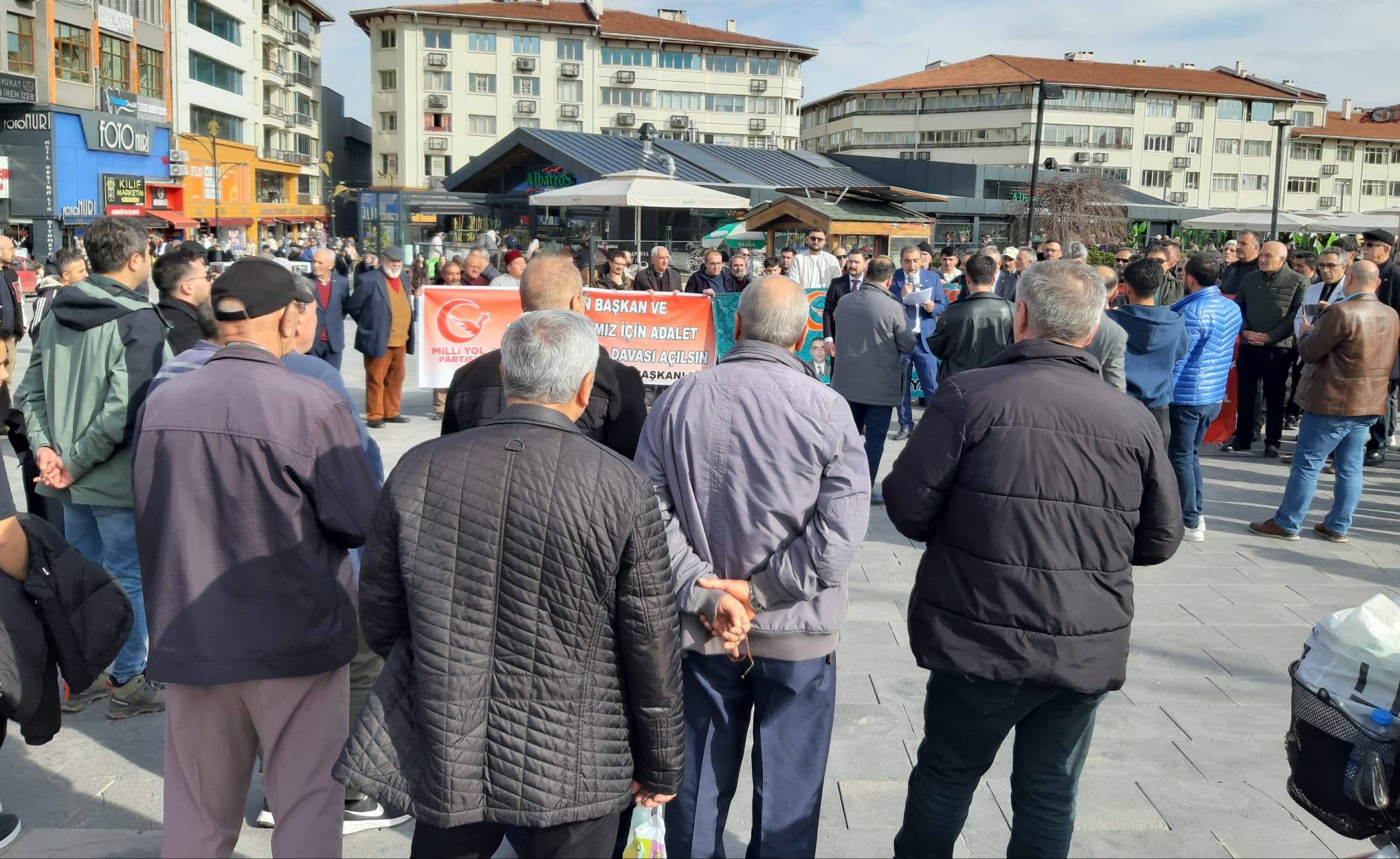 656889323_122255794202259378_3202982557194592822_n