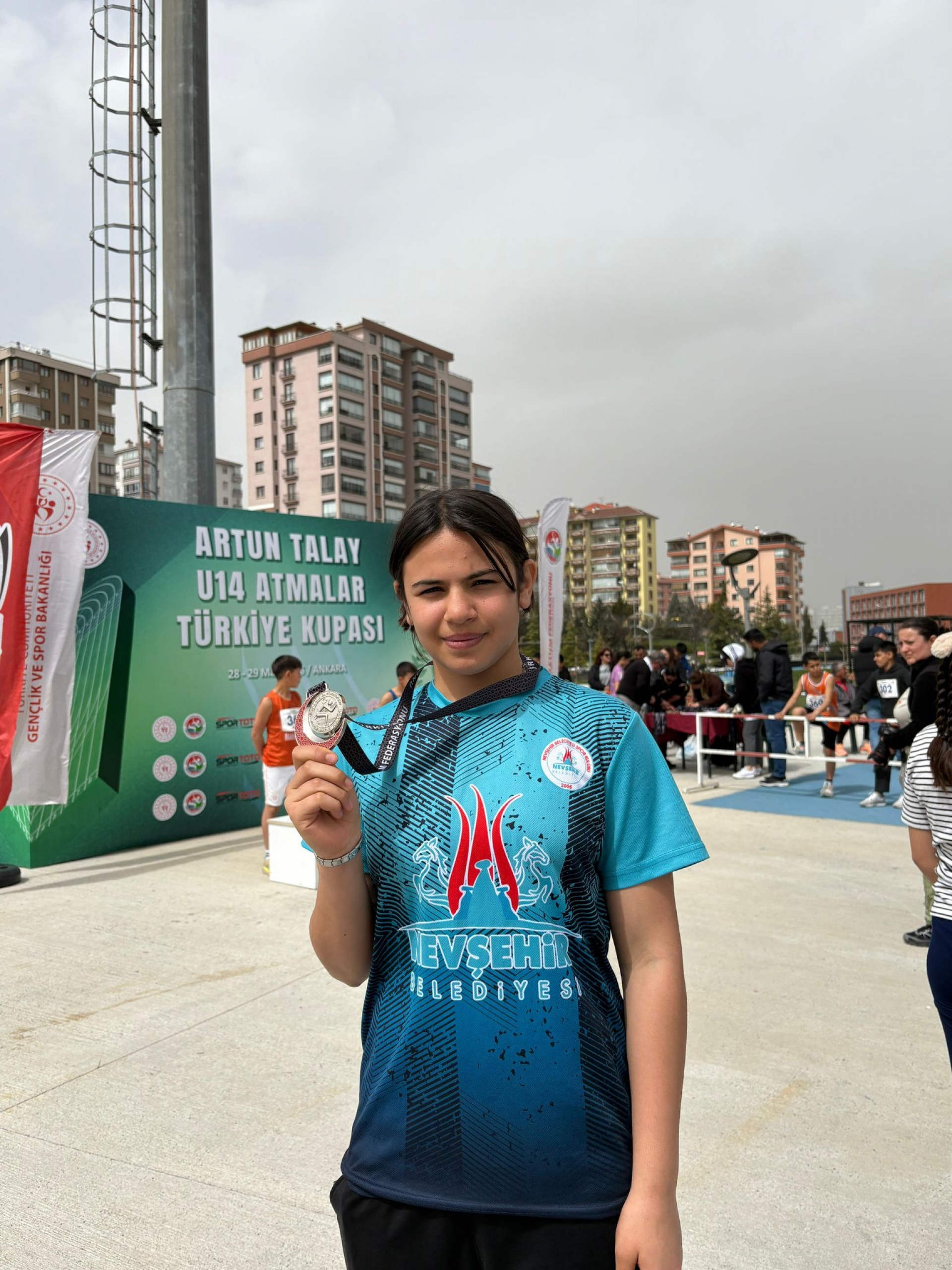 10857-0b6feb8e60738f5feba8ef958edb1ed3-nev_bel_sporcular_07