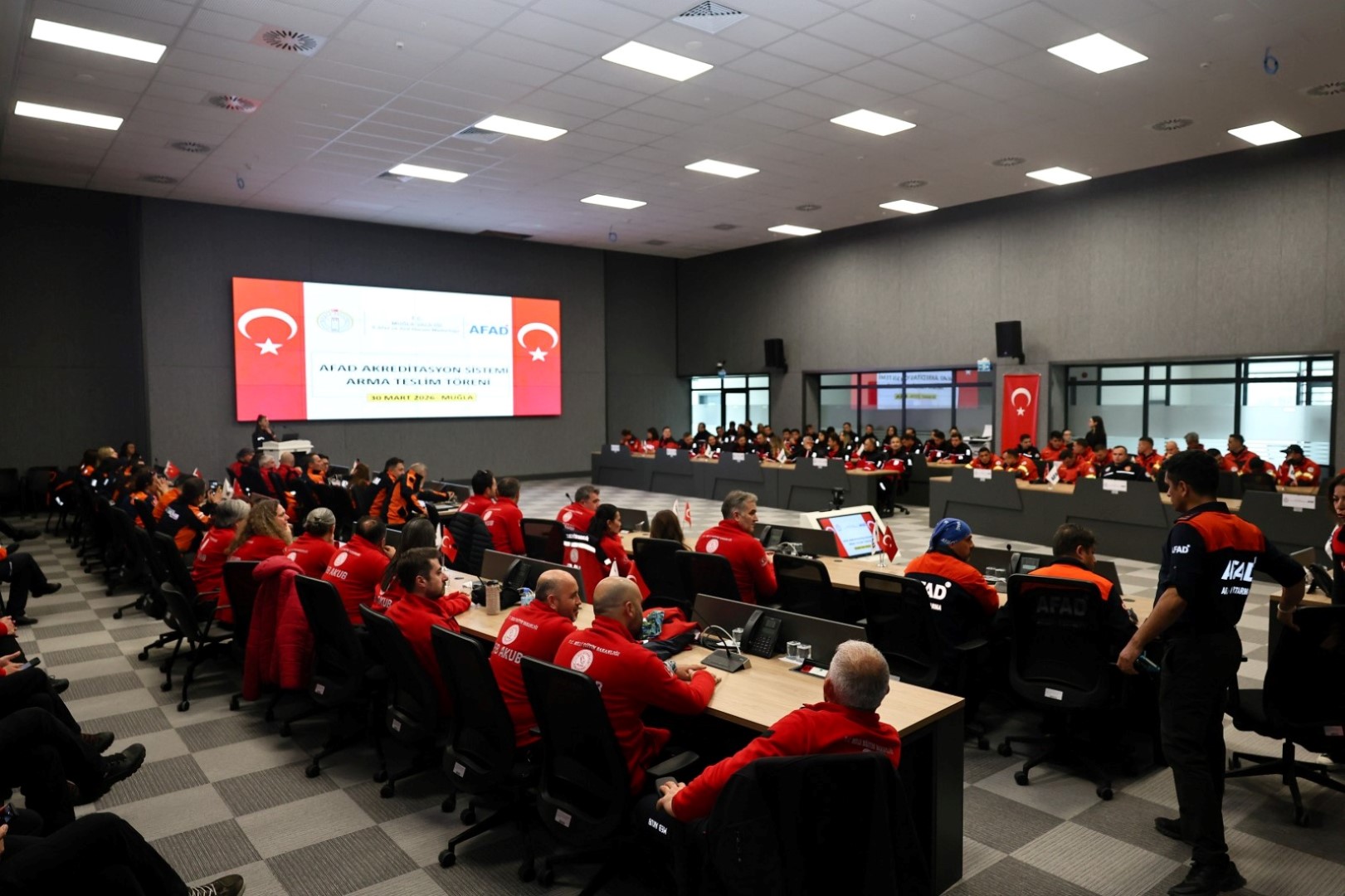 bodrum_belediyesi_BAK_ekibine_AFAD_akreditasyon_armasi (7)