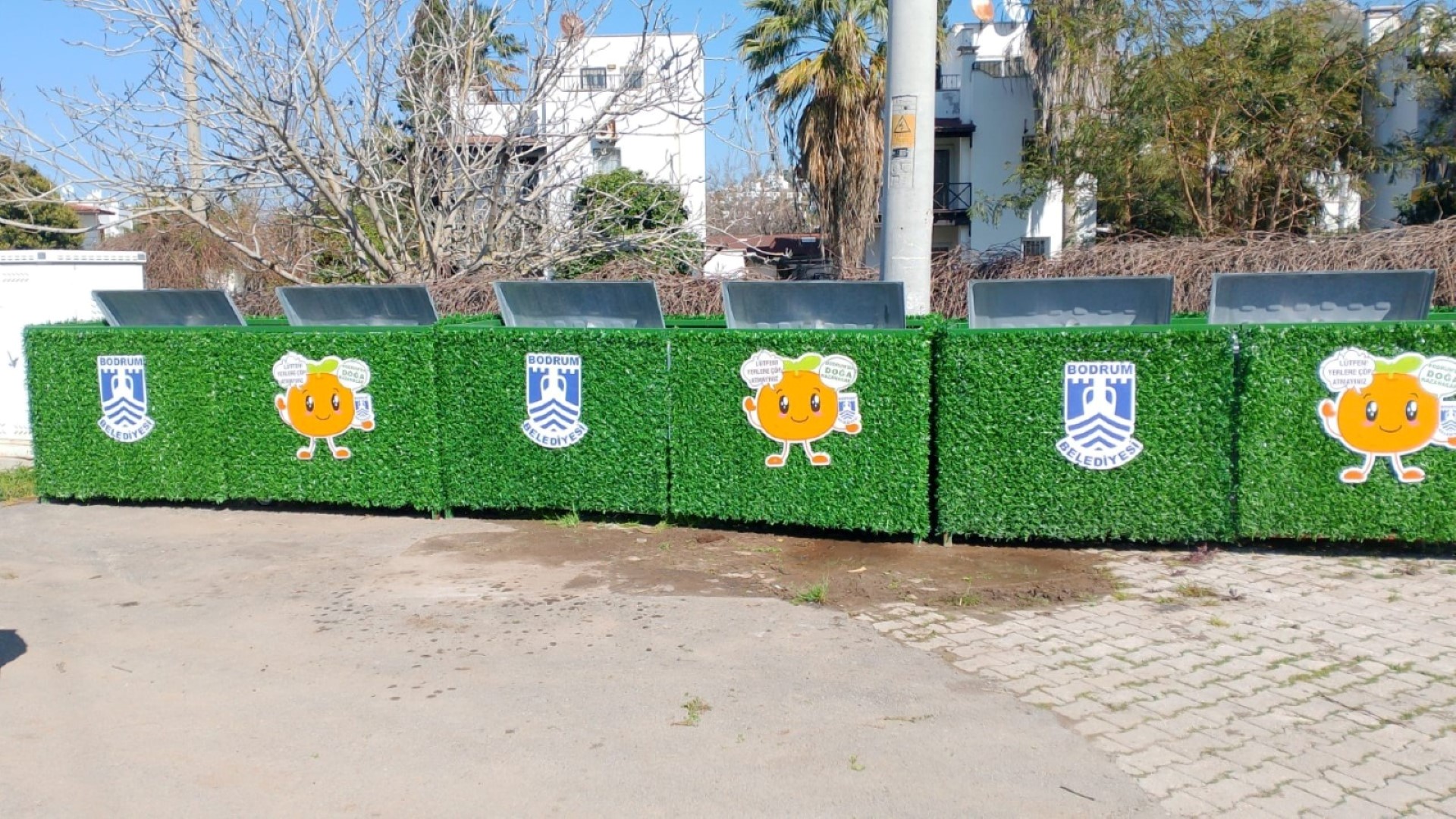 bodrum_belediyesi_belediyeden_konteyner_yenileme_çalışmalari (2)