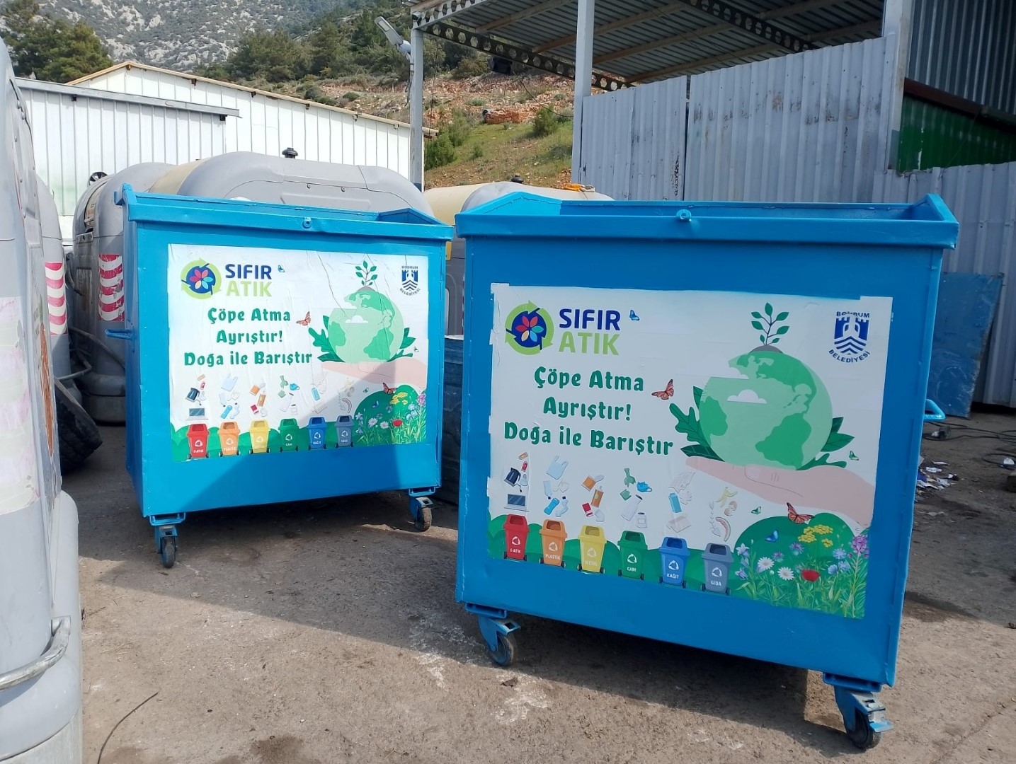 bodrum_belediyesi_belediyeden_konteyner_yenileme_çalışmalari (8)