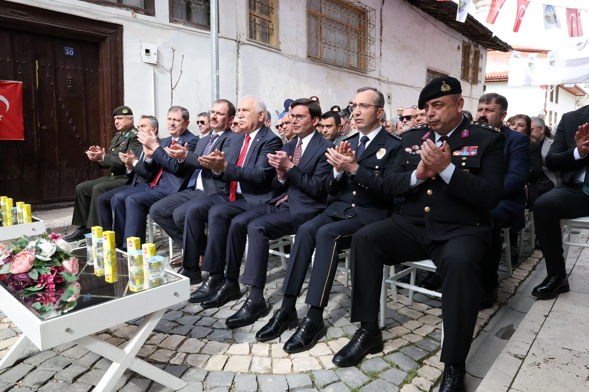 1775386931697-d2a20161716c5454