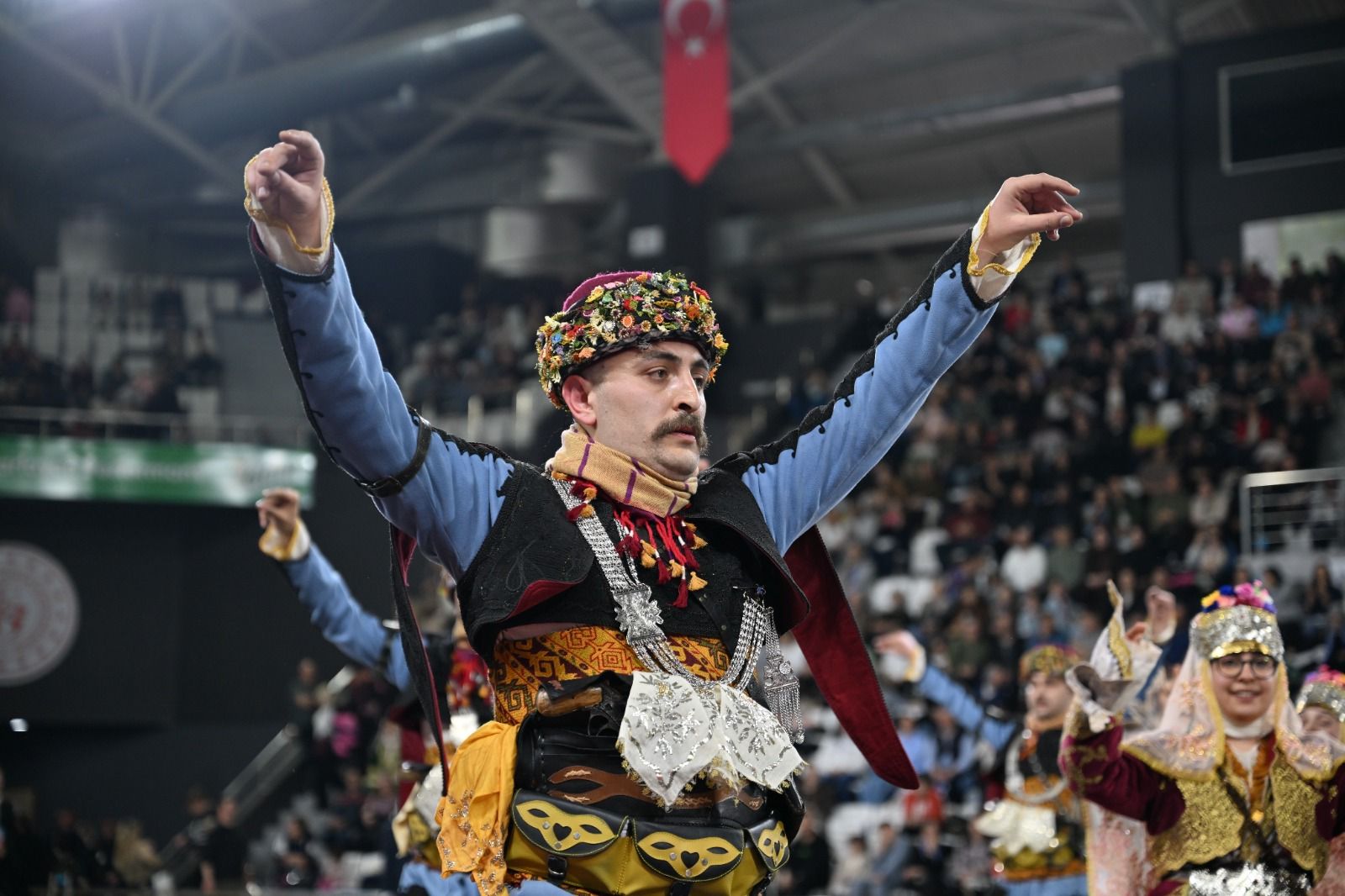 Halk Oyunları Yarışmasına Manisa Büyükşehir Belediyespor Damga Vurdu (3)