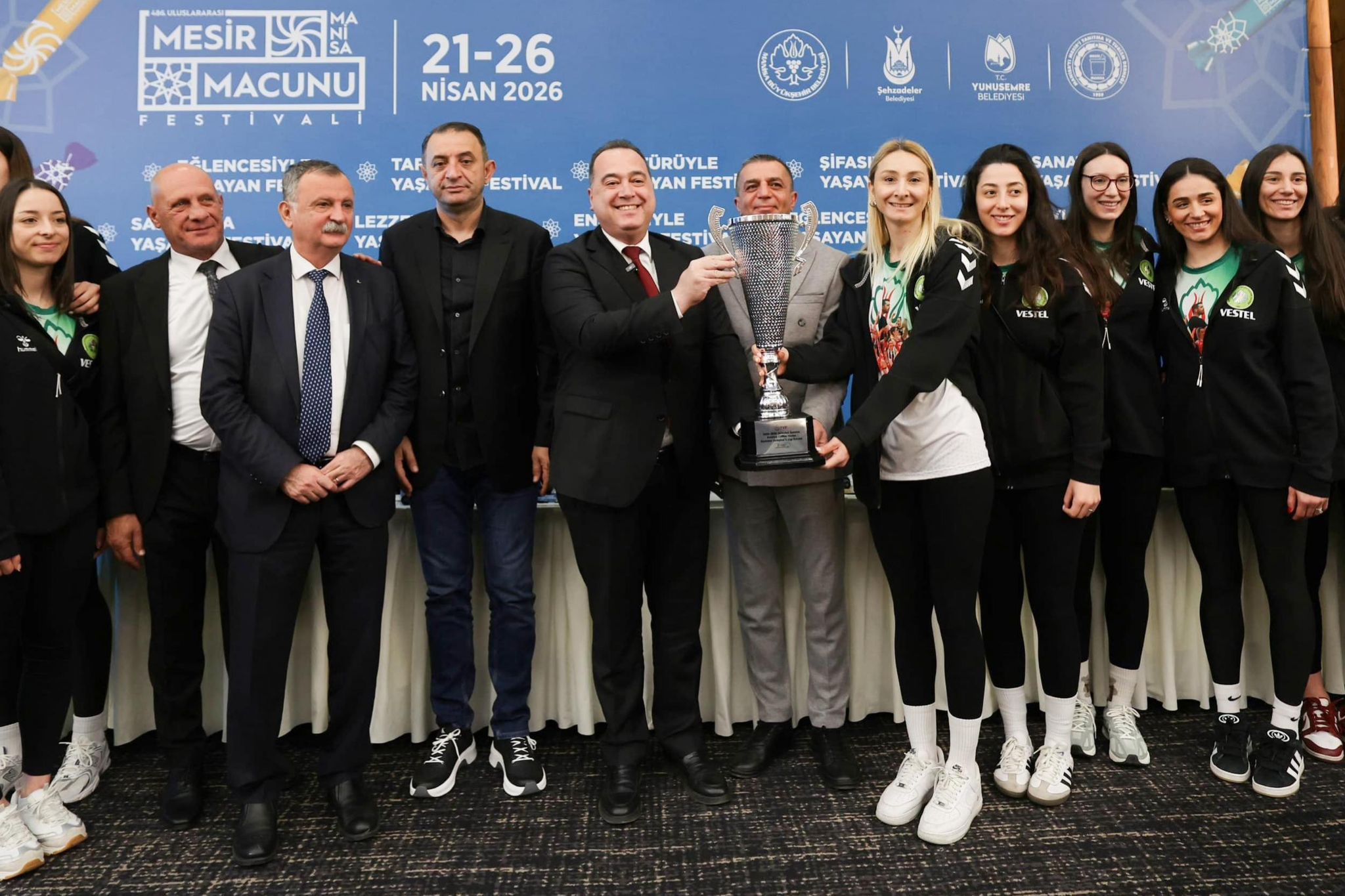 486 Yıllık Şifa Reçetesi Dünya Sahnesinde (15)