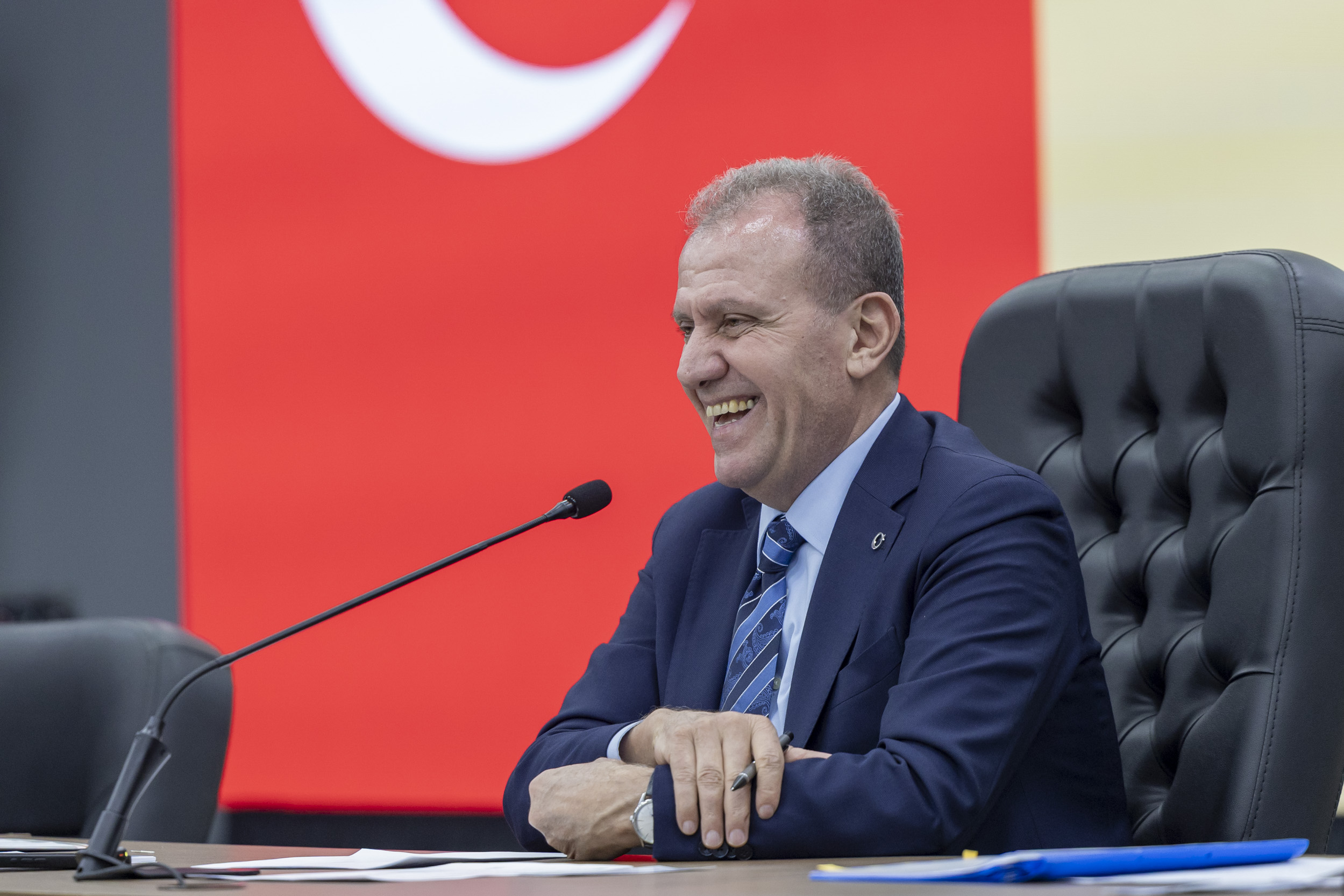 BAŞKAN SEÇER, ‘KENT KATILIMI BULUŞMALARI’ KAPSAMINDA EMEK ÖRGÜTLERİ İLE BİR ARAYA GELDİ (4)