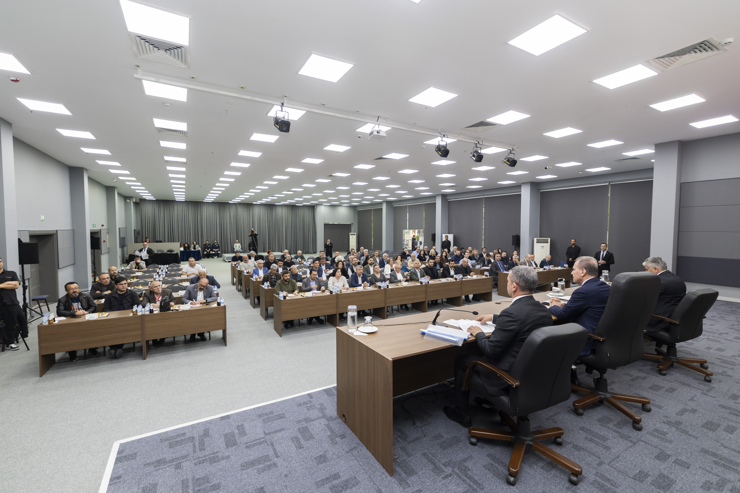 BAŞKAN SEÇER, ‘KENT KATILIMI BULUŞMALARI’ KAPSAMINDA EMEK ÖRGÜTLERİ İLE BİR ARAYA GELDİ (2)