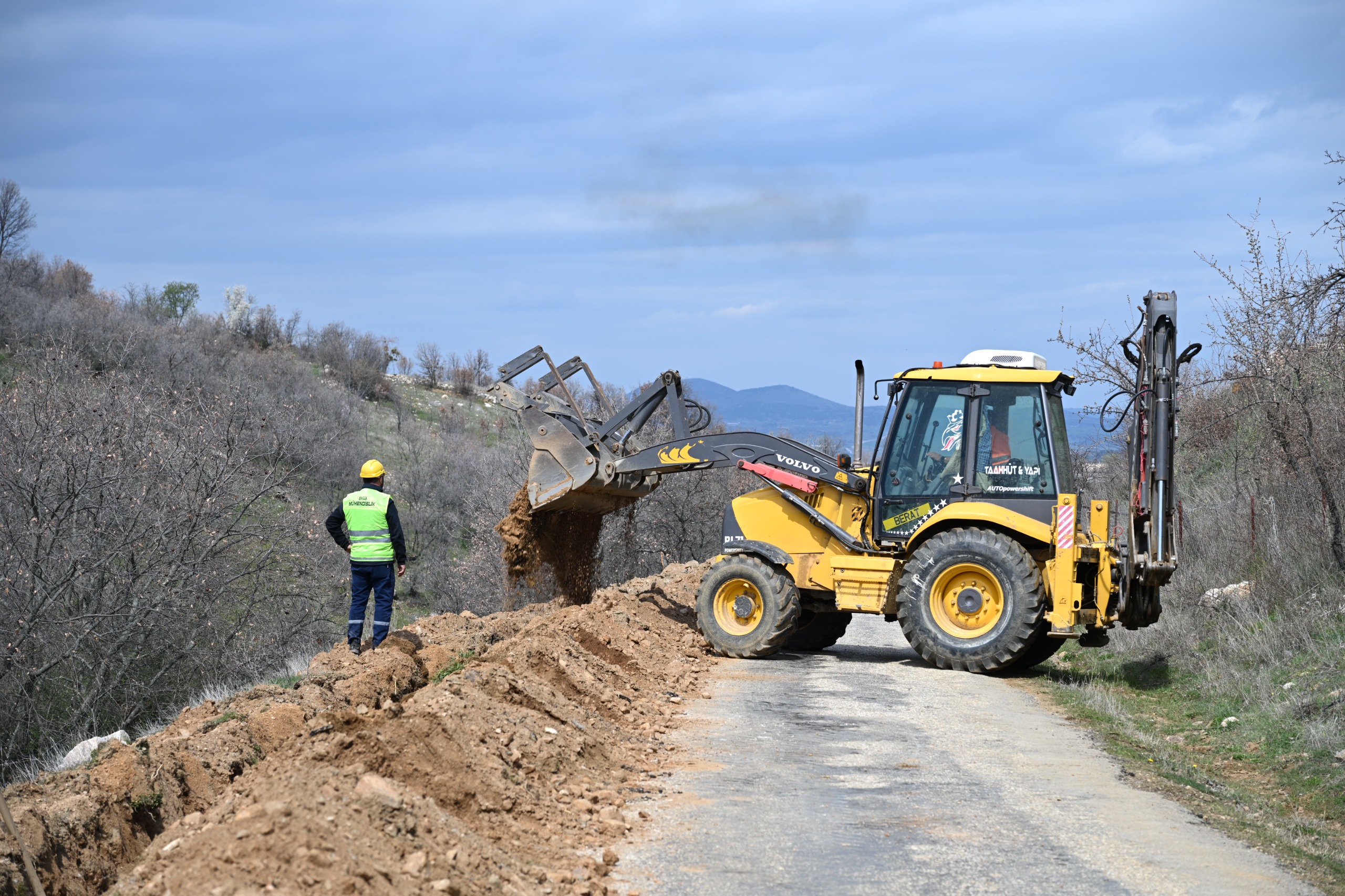 Kula’da 10 Yıllık Taşıma Su Çilesi Son Buluyor (5)
