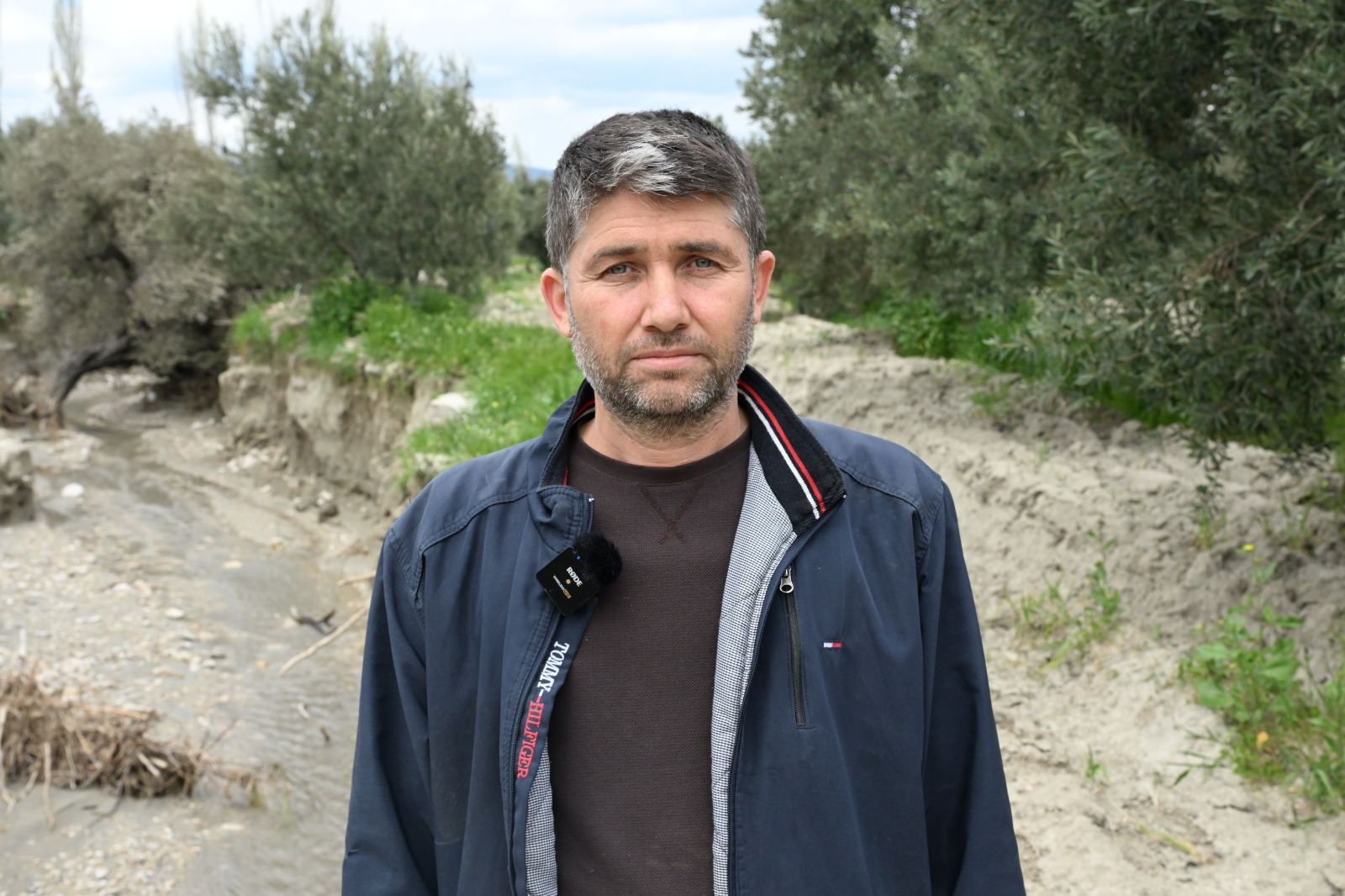 Akhisar’da 5 Kilometrelik Dere Hattı Temizleniyor (17) Akhisar’da 5 Kilometrelik Dere Hattı Temizleniyor (17)