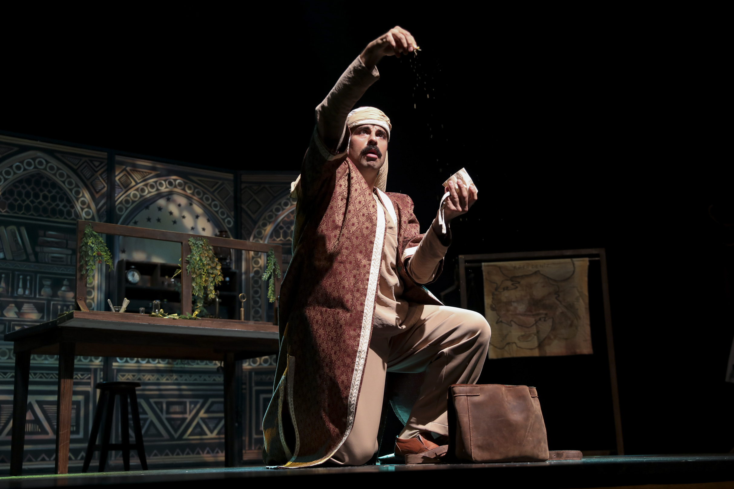 "Mersin Büyükşehir Gençlere Tiyatro Sevgisi aşılıyor"