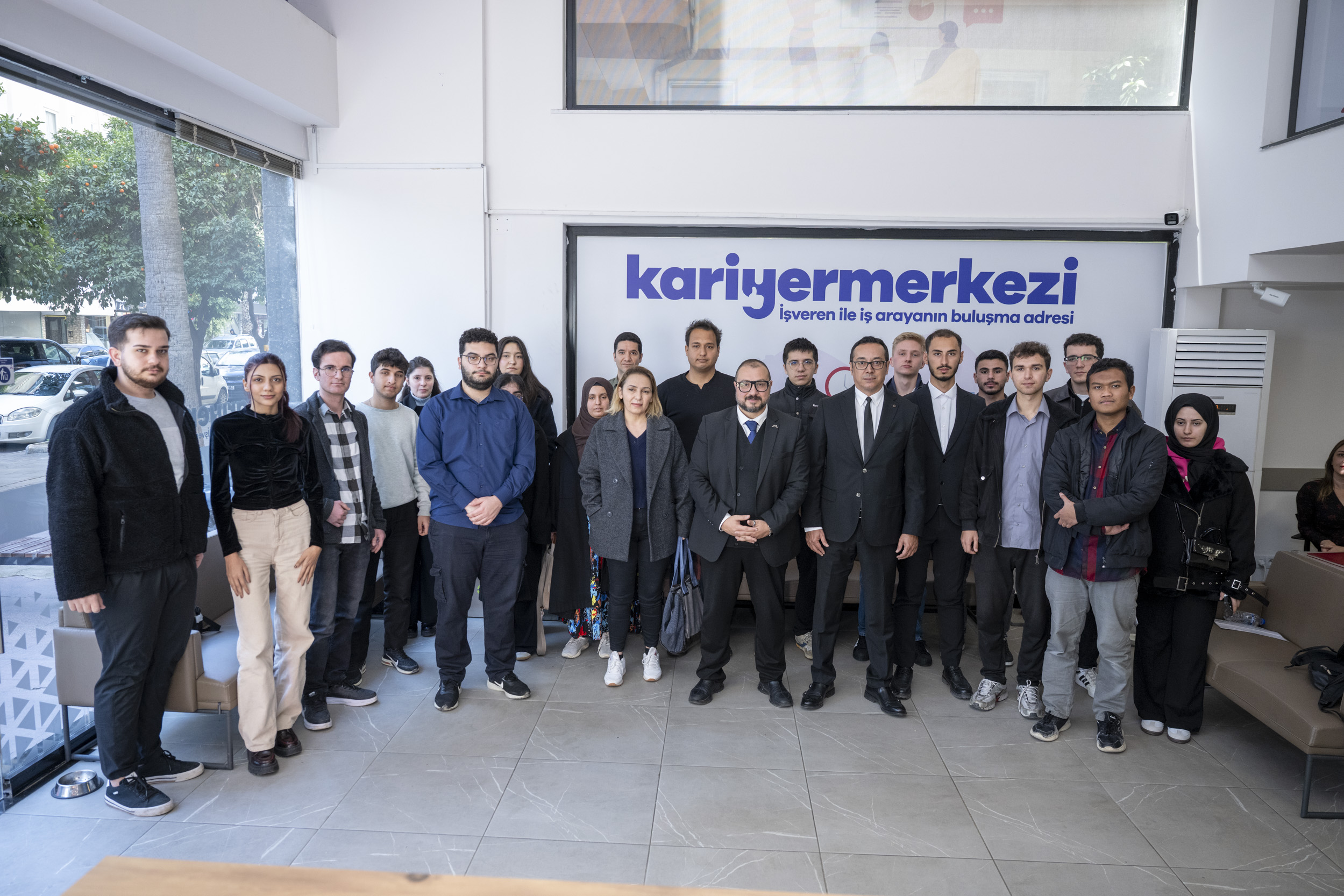 "KAMPÜSTEN SEKTÖRE GÜÇLÜ BİR ADIM: GENÇ YETENEK PROGRAMI"