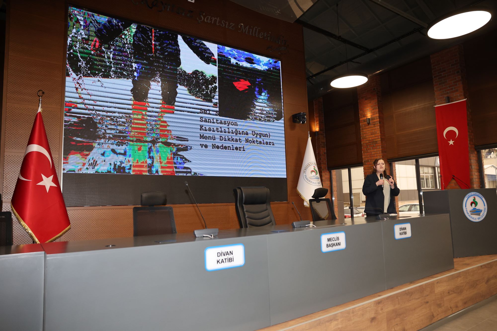 "PAMUKKALE BELEDİYESİ’NDEN HAYATİ EĞİTİM"