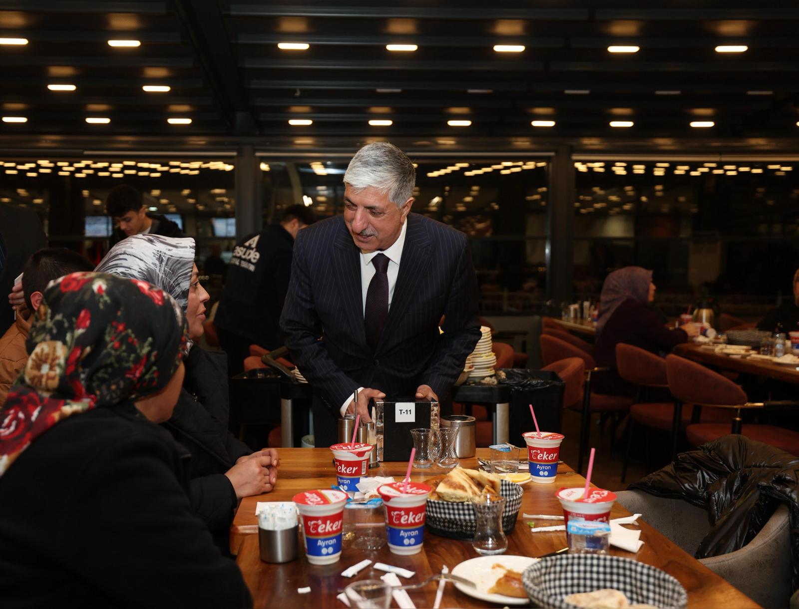 Dilovası: "Yetim ve Öksüz Çocuklar ile Kıymetli Ailelerinin Ağırlandı"