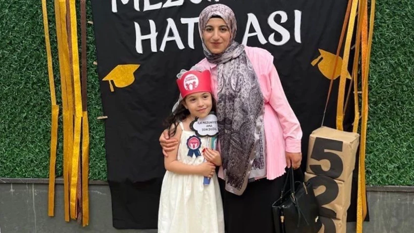 "Anne ve Kızının Tabutlarını kadınlar omuzladı”