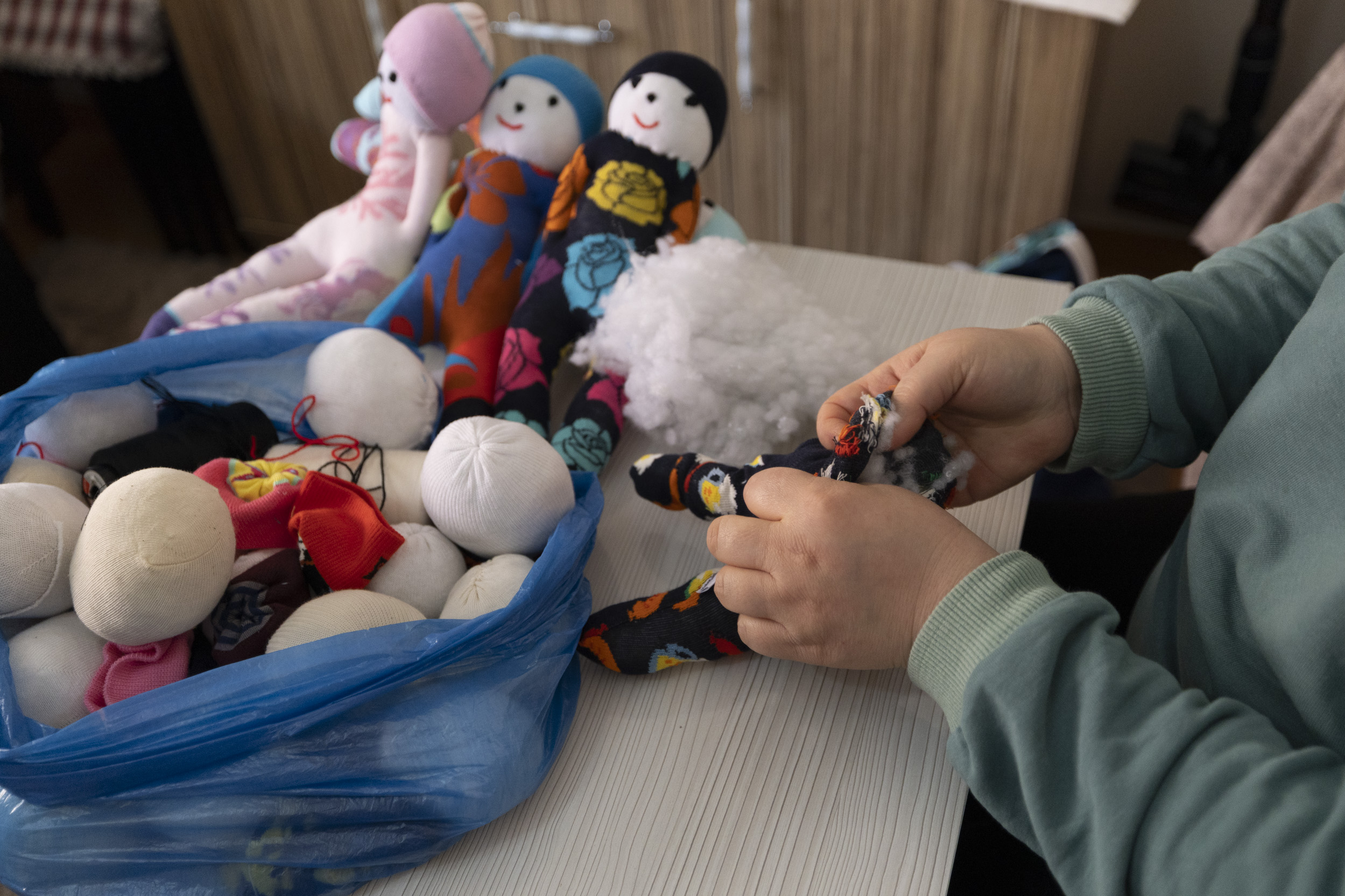 "ÇORAPTAN OYUNCAK YAPIMI, KADINLARA EKONOMİK KAZANÇ SAĞLIYOR"