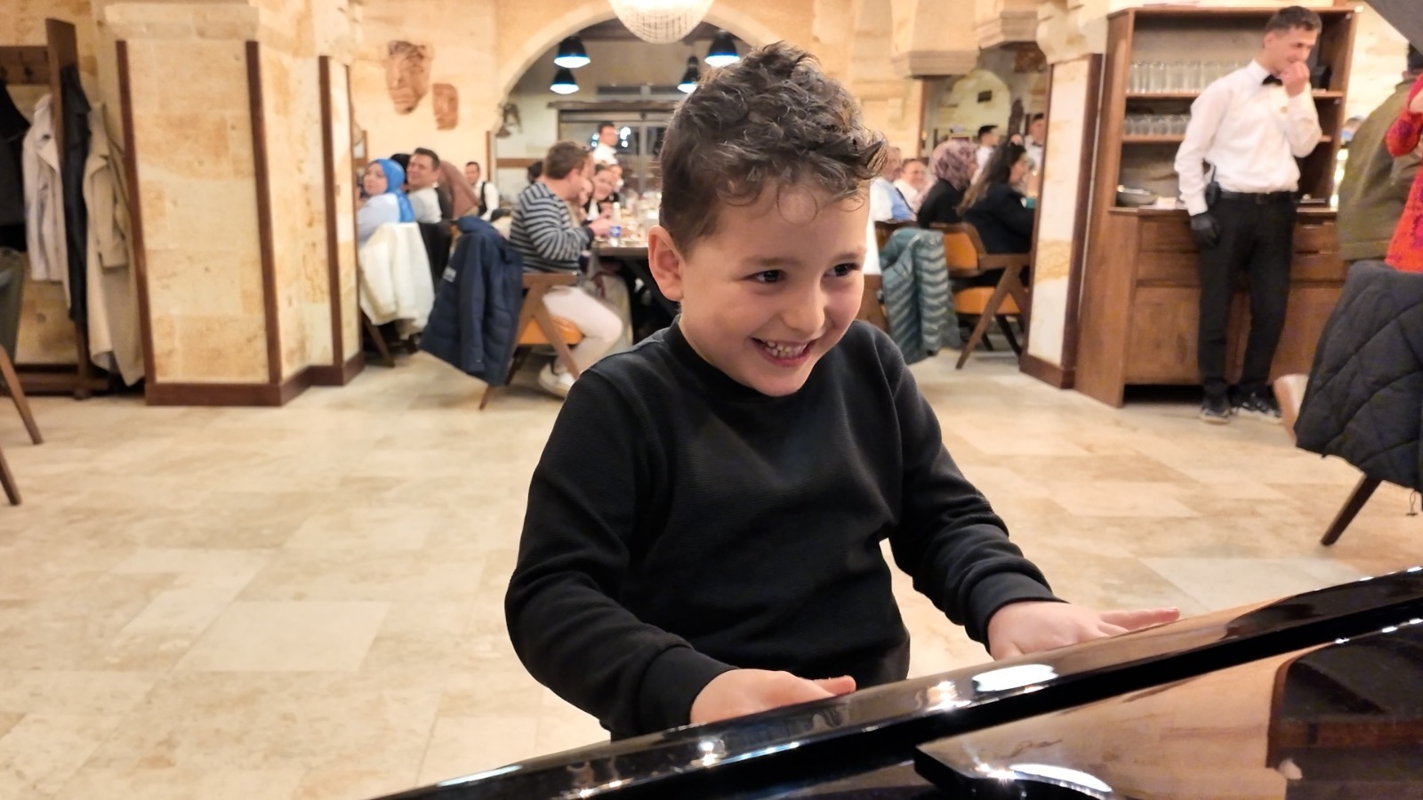 “Düzce Belediyesinden Duygulandıran Kutlama”