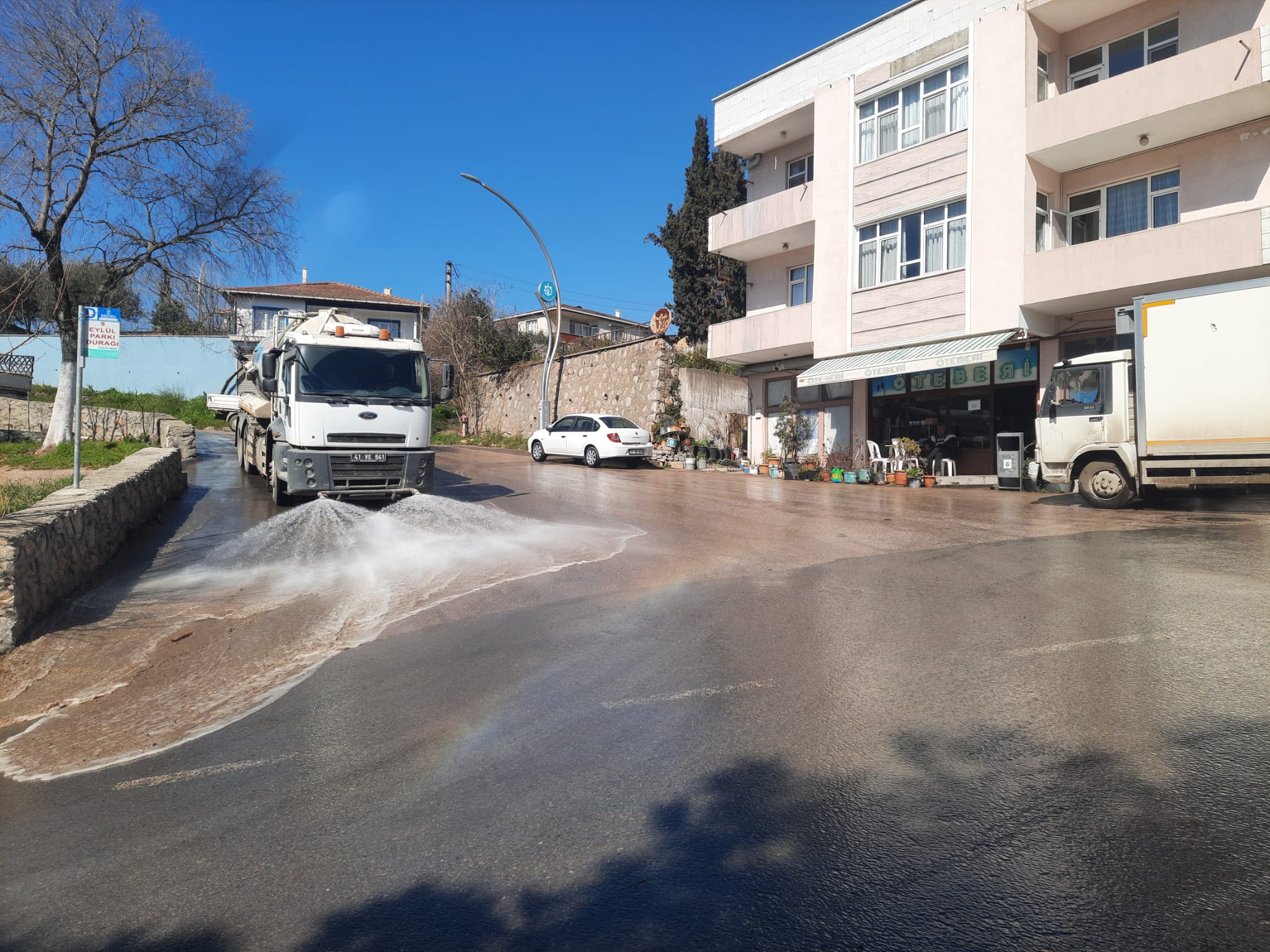 "Dilovası Belediyesi’nden Sürekli Temizlik Mesaisi"