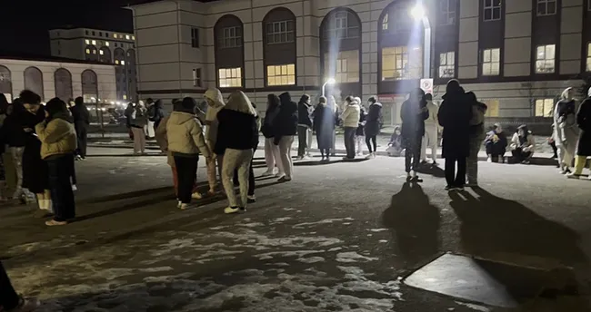 Son Dakika: "Tokat’ın Niksar ilçesinde 5.5 büyüklüğünde deprem meydana geldi"