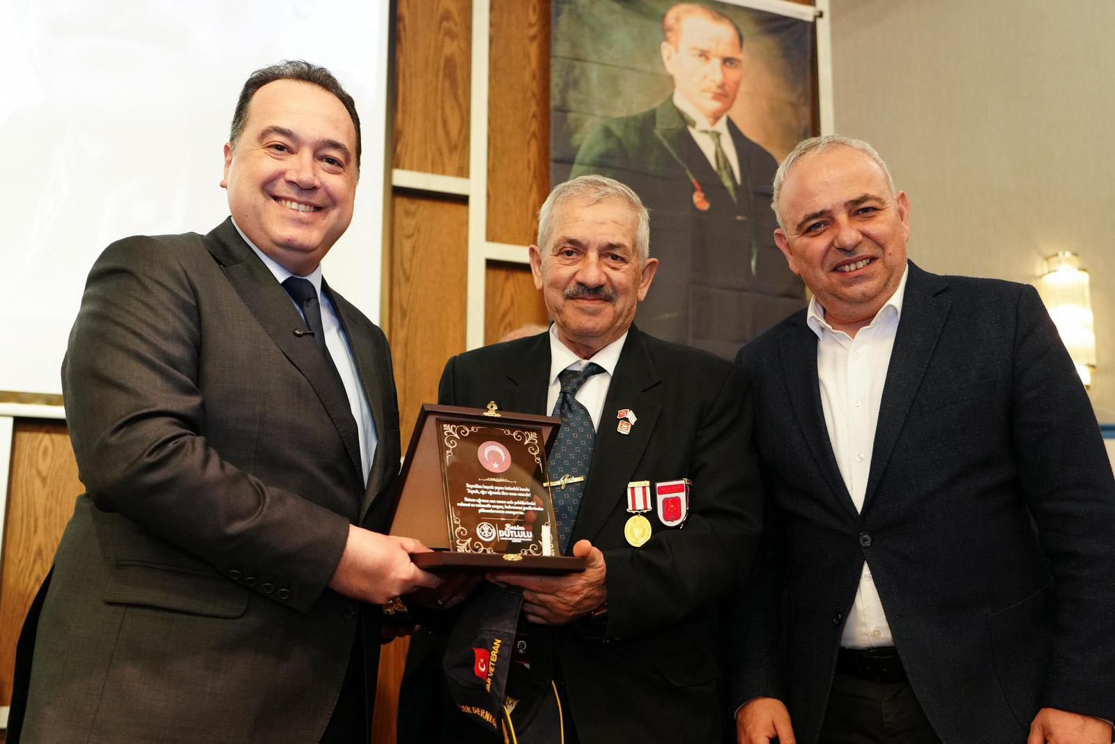 Manisa: "Başkan Dutlulu, Şehit Aileleri ve Gazilerle İftar Sofrasında Buluştu"