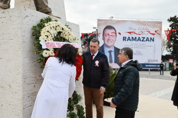 Balcıoğlu, Tıp Bayramı nedeniyle Atatürk’ün manevi huzuruna çelenk bıraktı