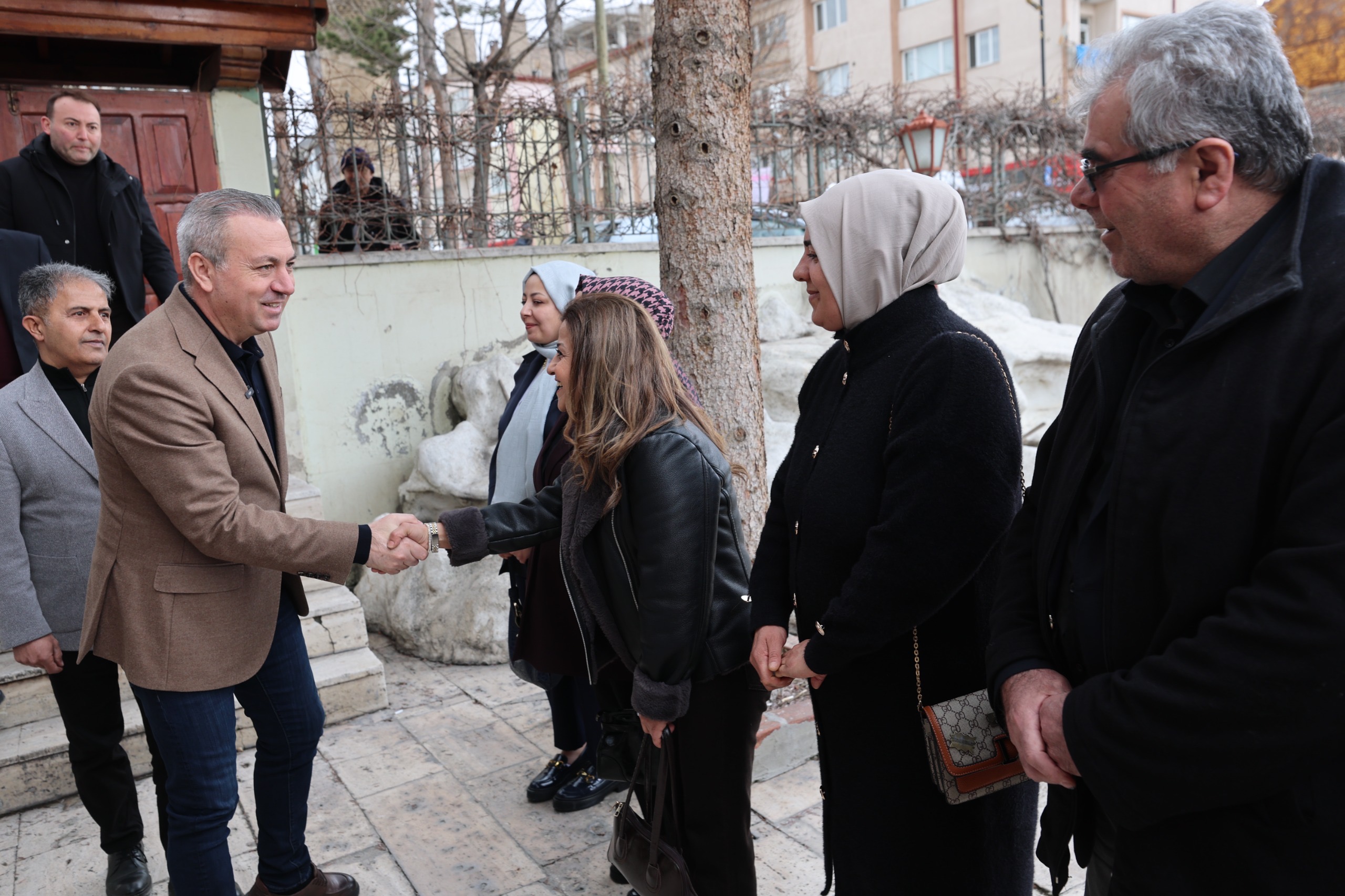 "BAŞKAN UZUN, BAYRAMLAŞMA PROGRAMINDA ÖNEMLİ MESAJLAR VERDİ..."