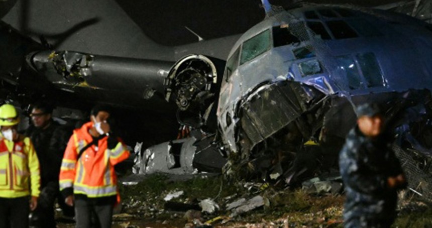 Son Dakika! "Kolombiya'da askeri nakliye uçağı düştü"