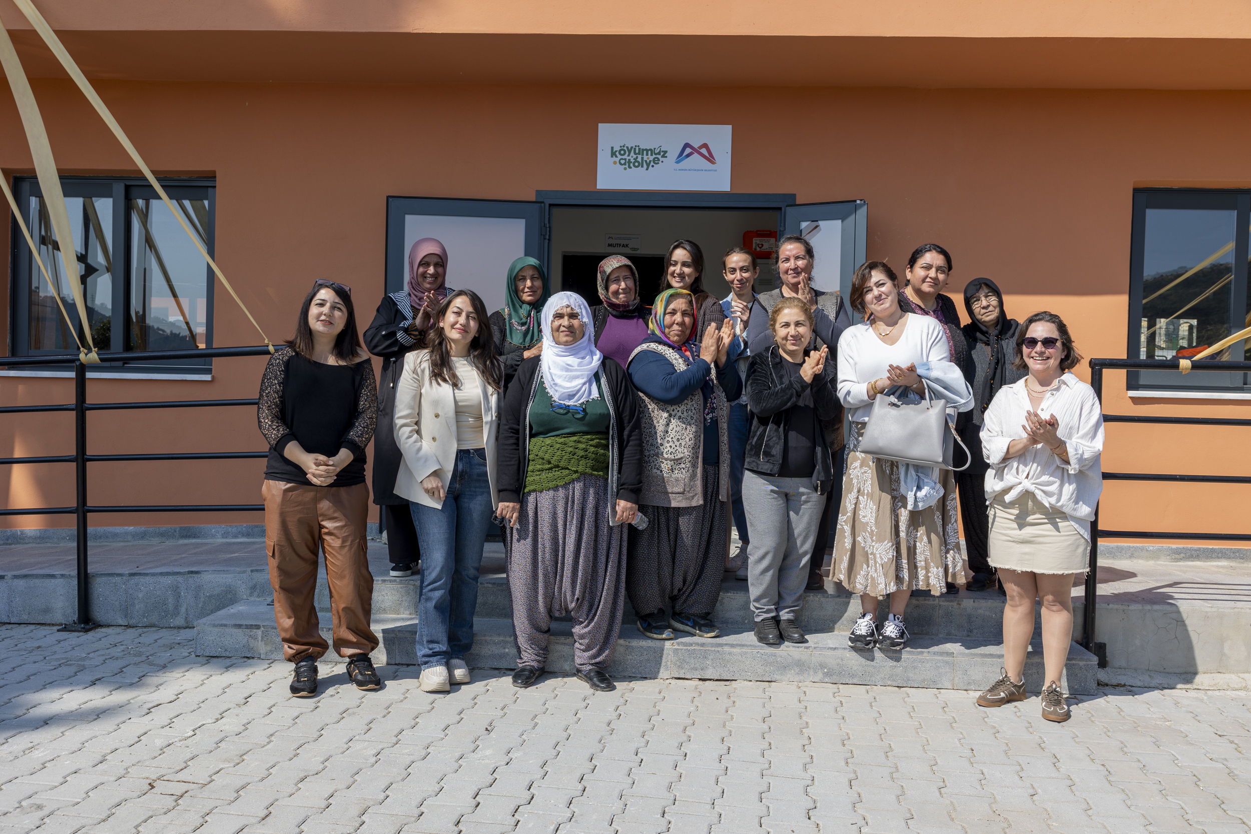 HAMZABEYLİ KÖYÜMÜZ ATÖLYE; ÜRETİCİ KADINLARIN 2. ADRESİ OLDU