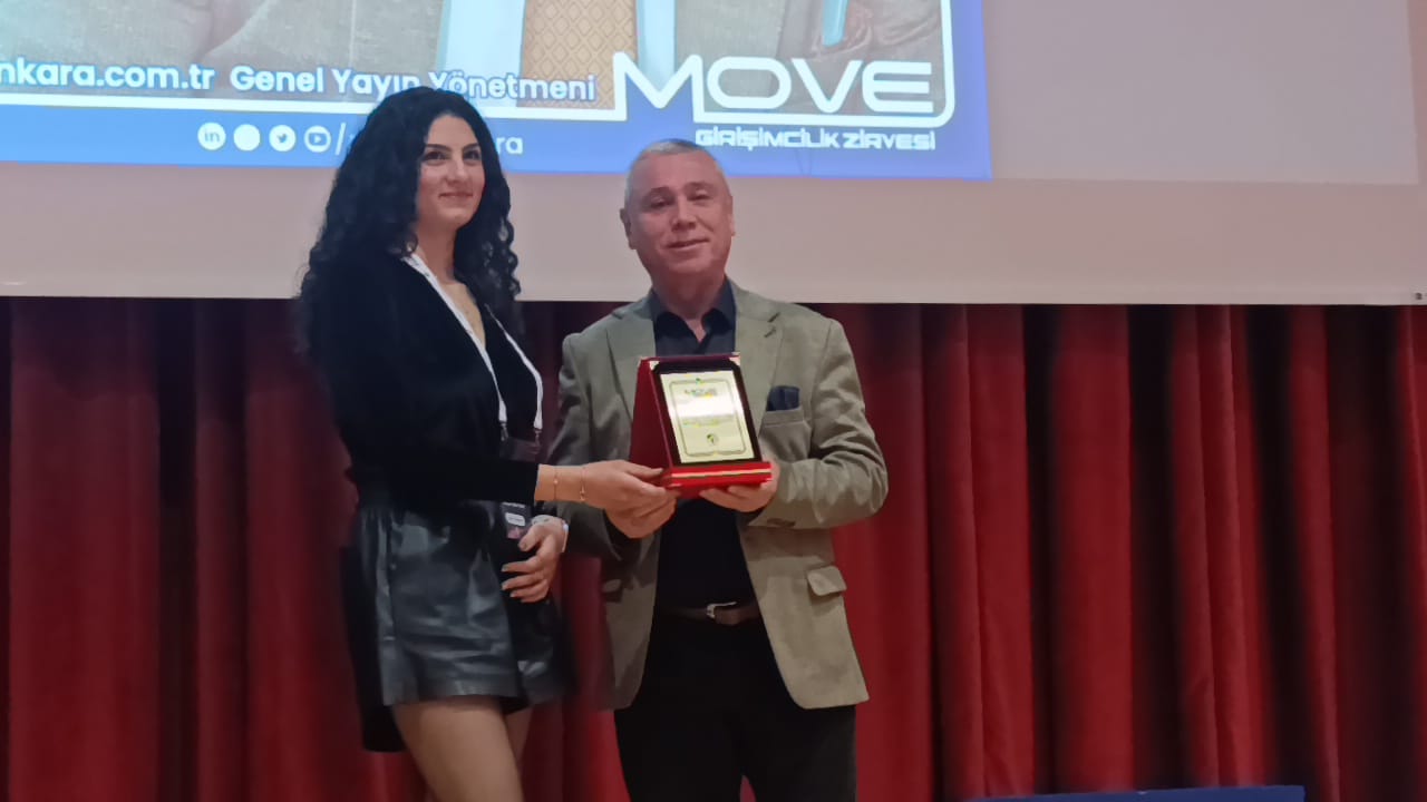 “Yapay Zekâ Efendiniz Olmasın, Siz Onun Efendisi Olun”